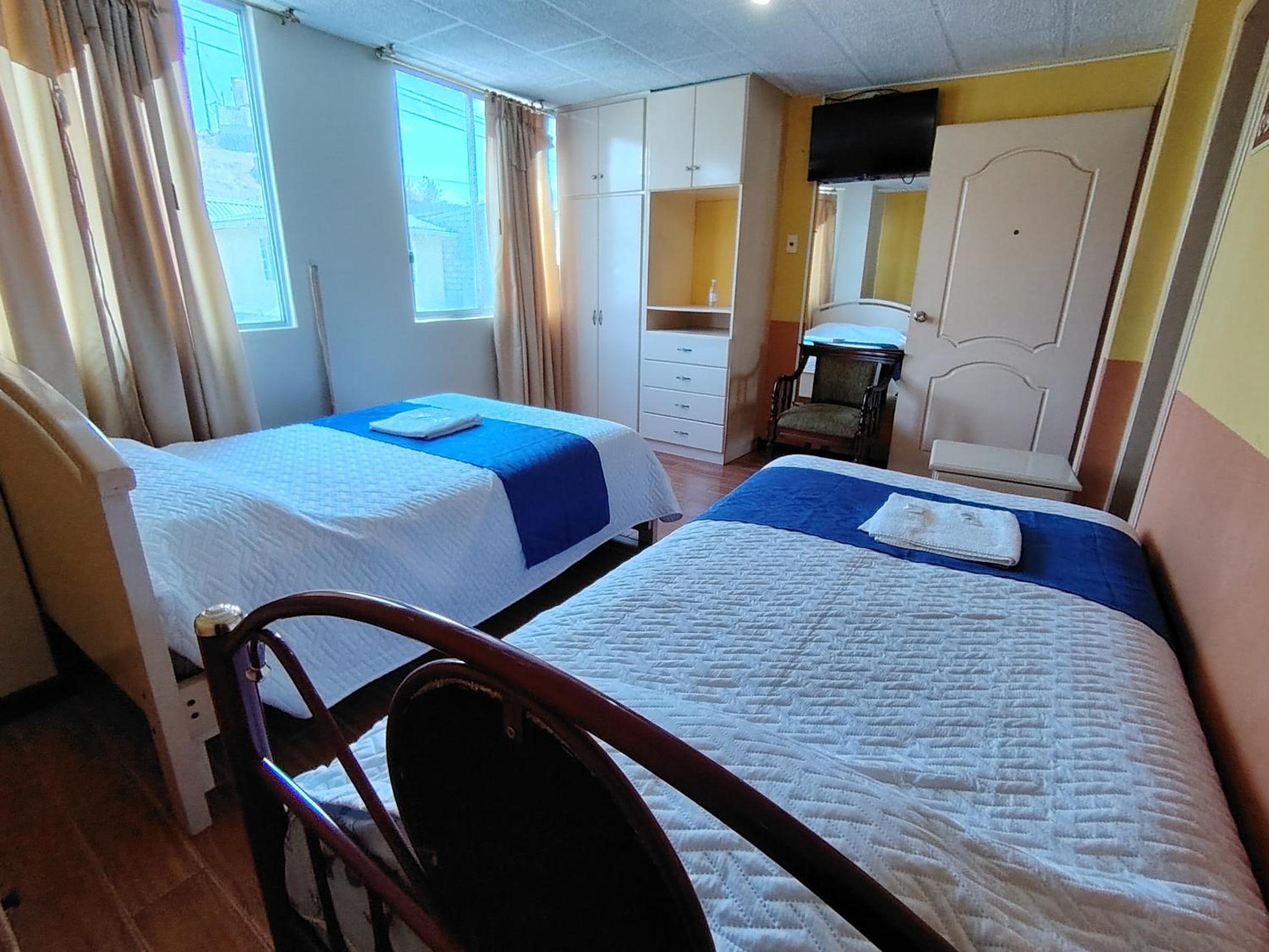 Triple Room with Private Bathroom photo 3