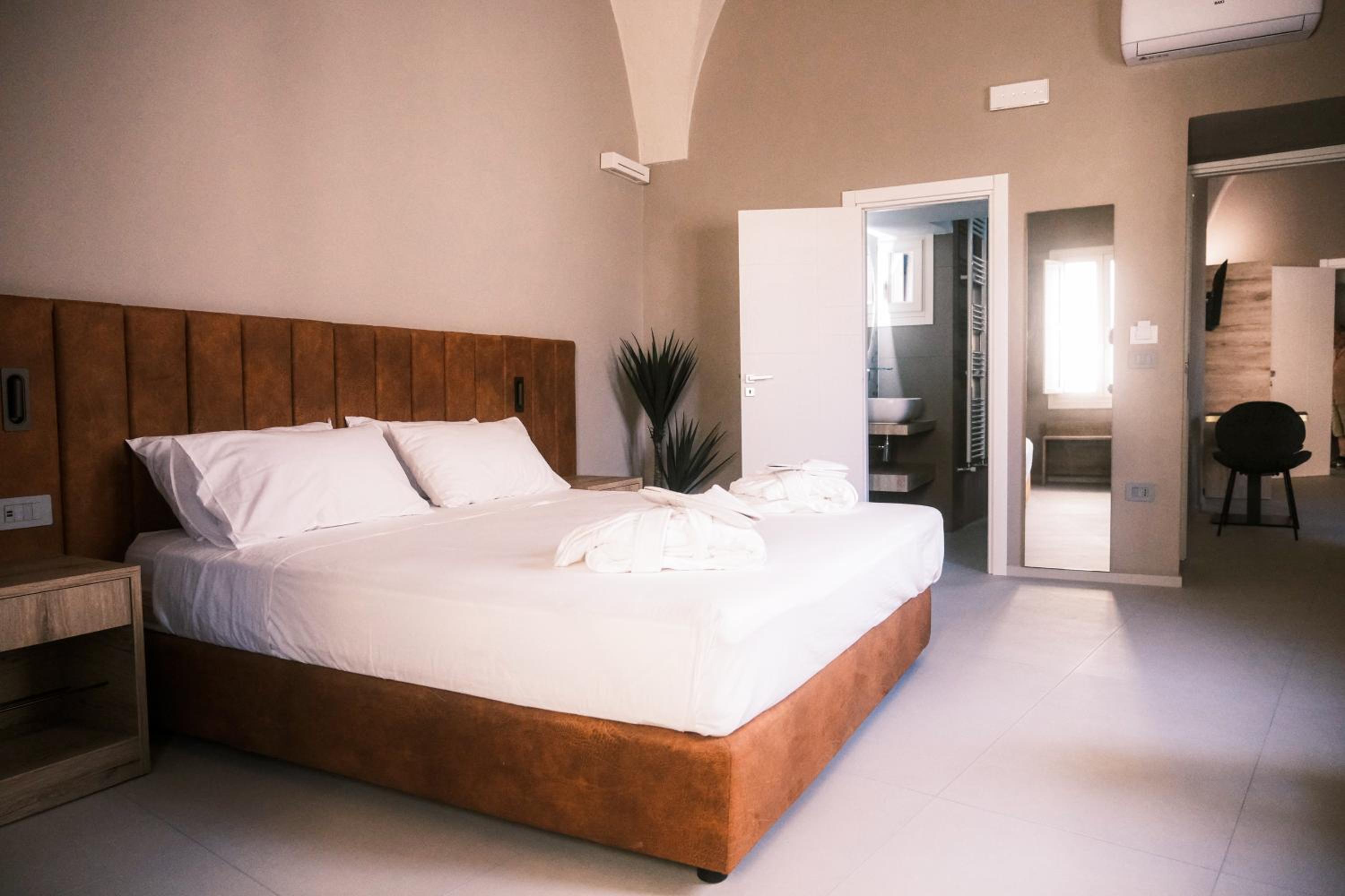 Superior Queen Room with Two Queen Beds