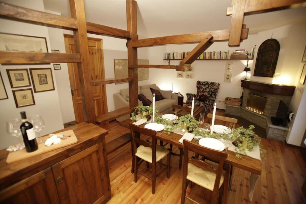 Two-Bedroom House photo 2