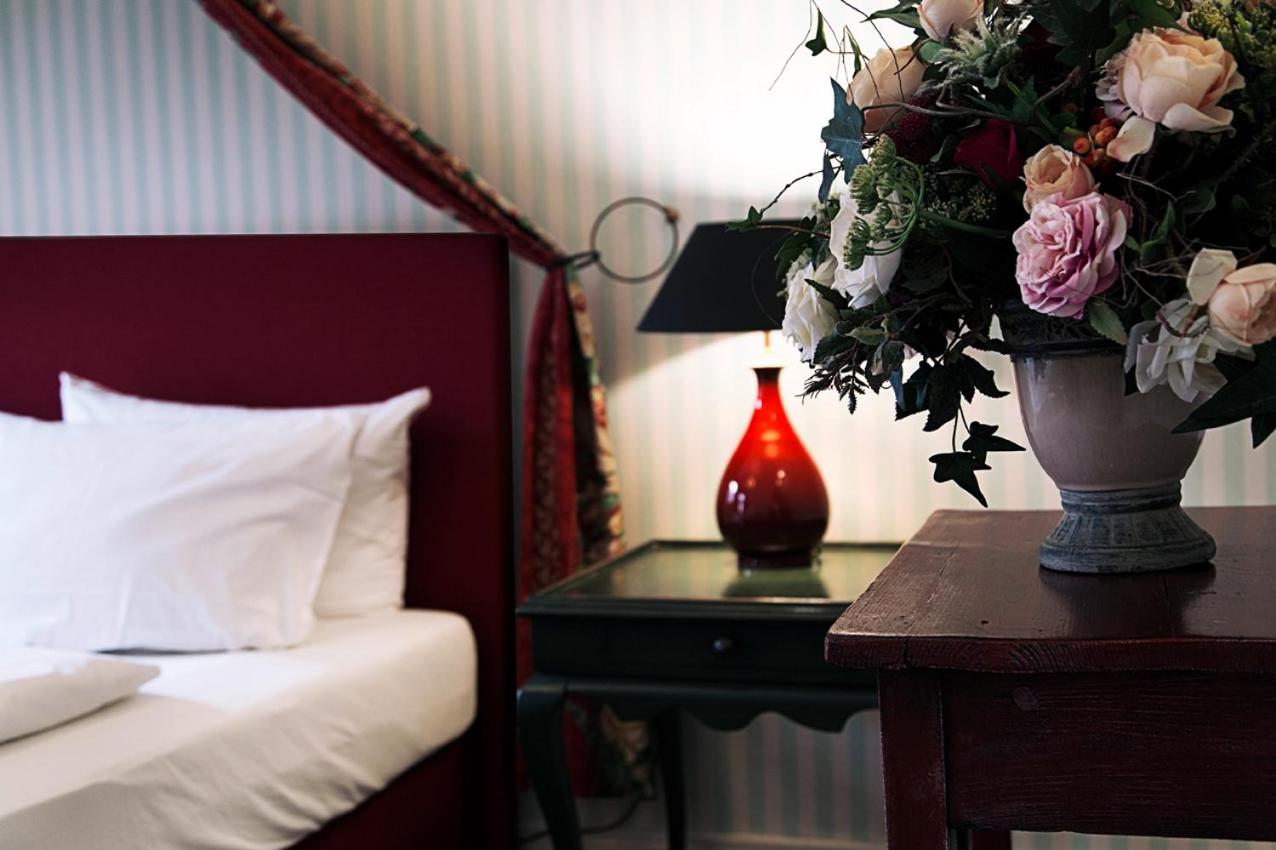 Double Room - Photo 5