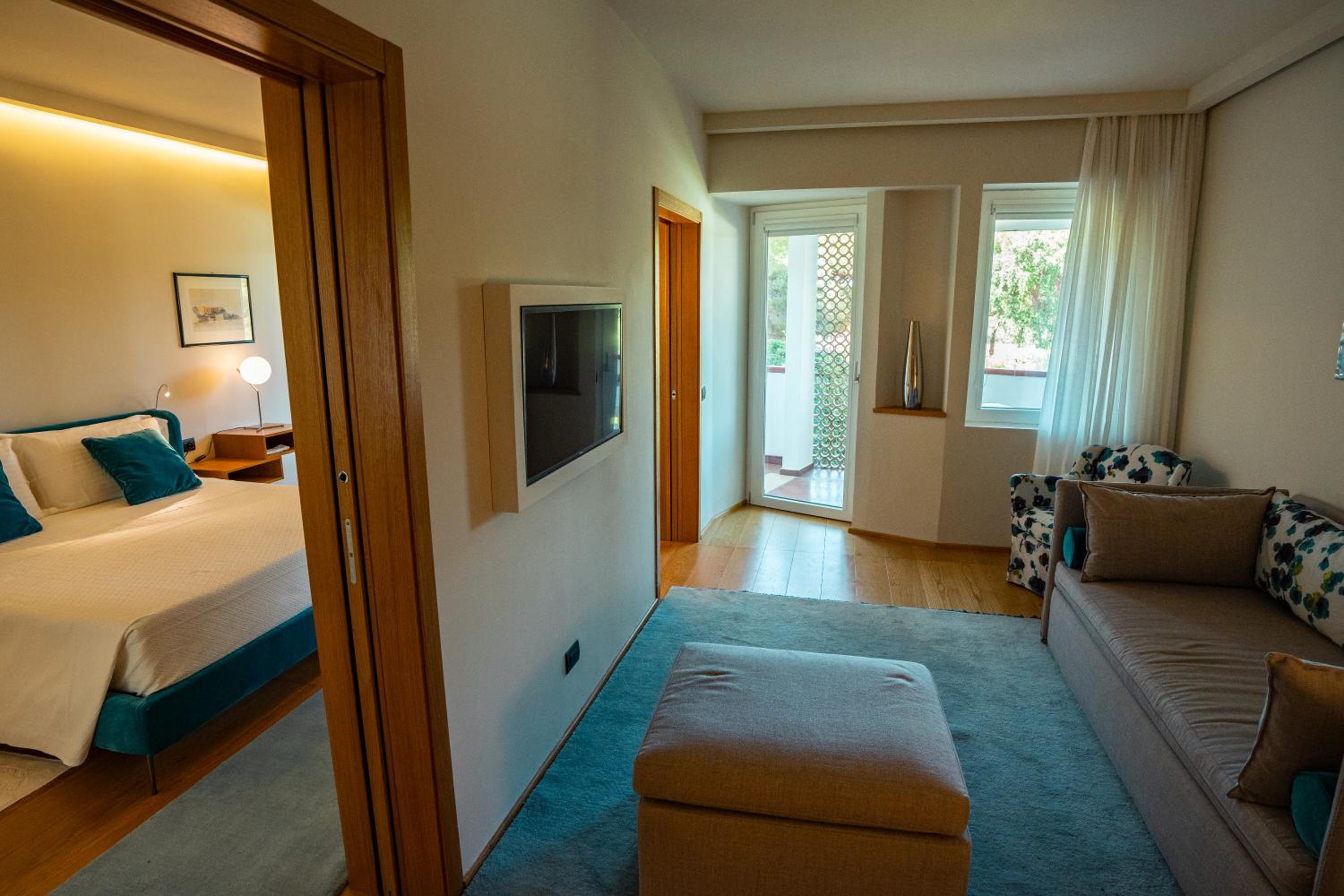 Suite - Photo 12