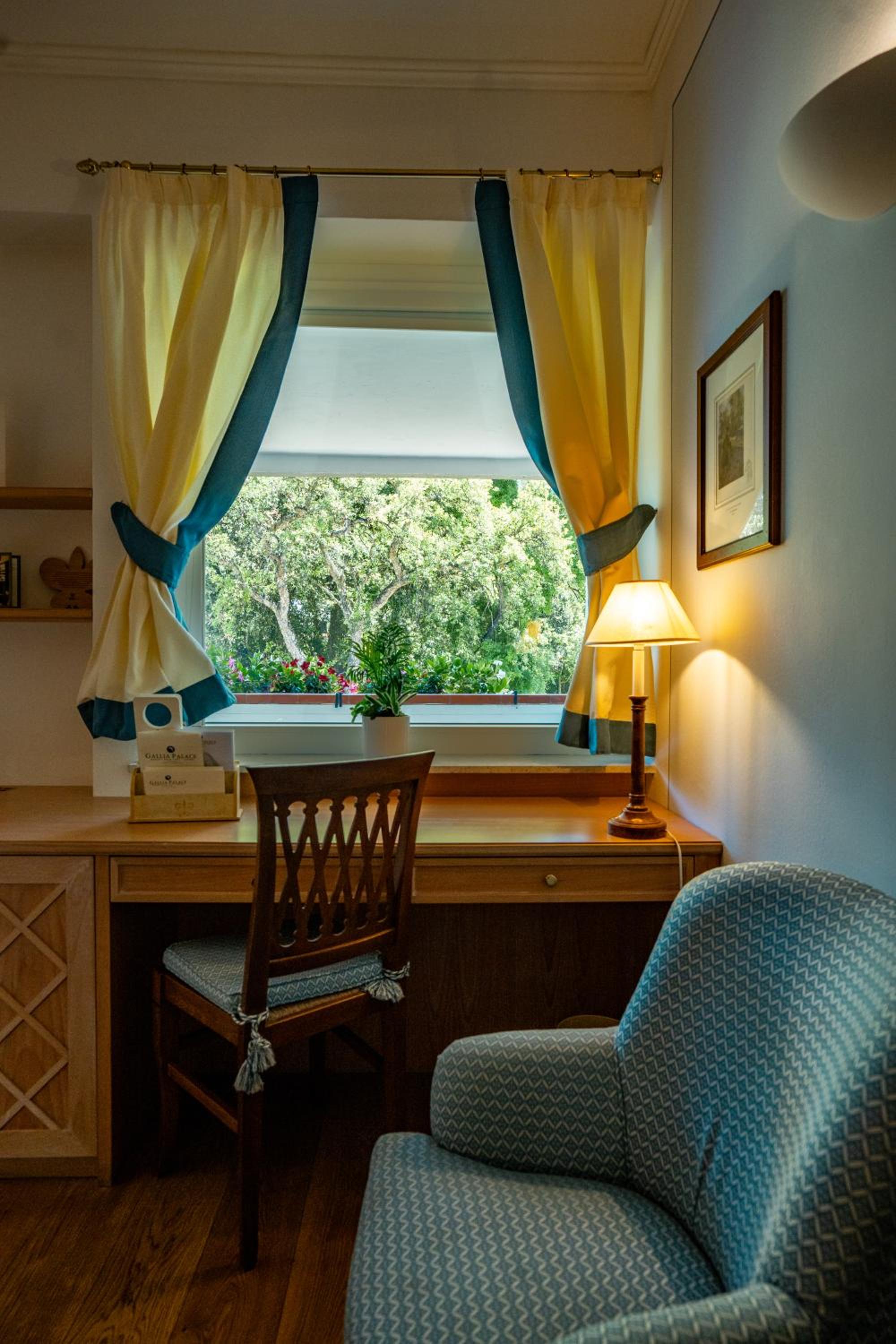 Double or Twin Room with Garden View - Photo 5