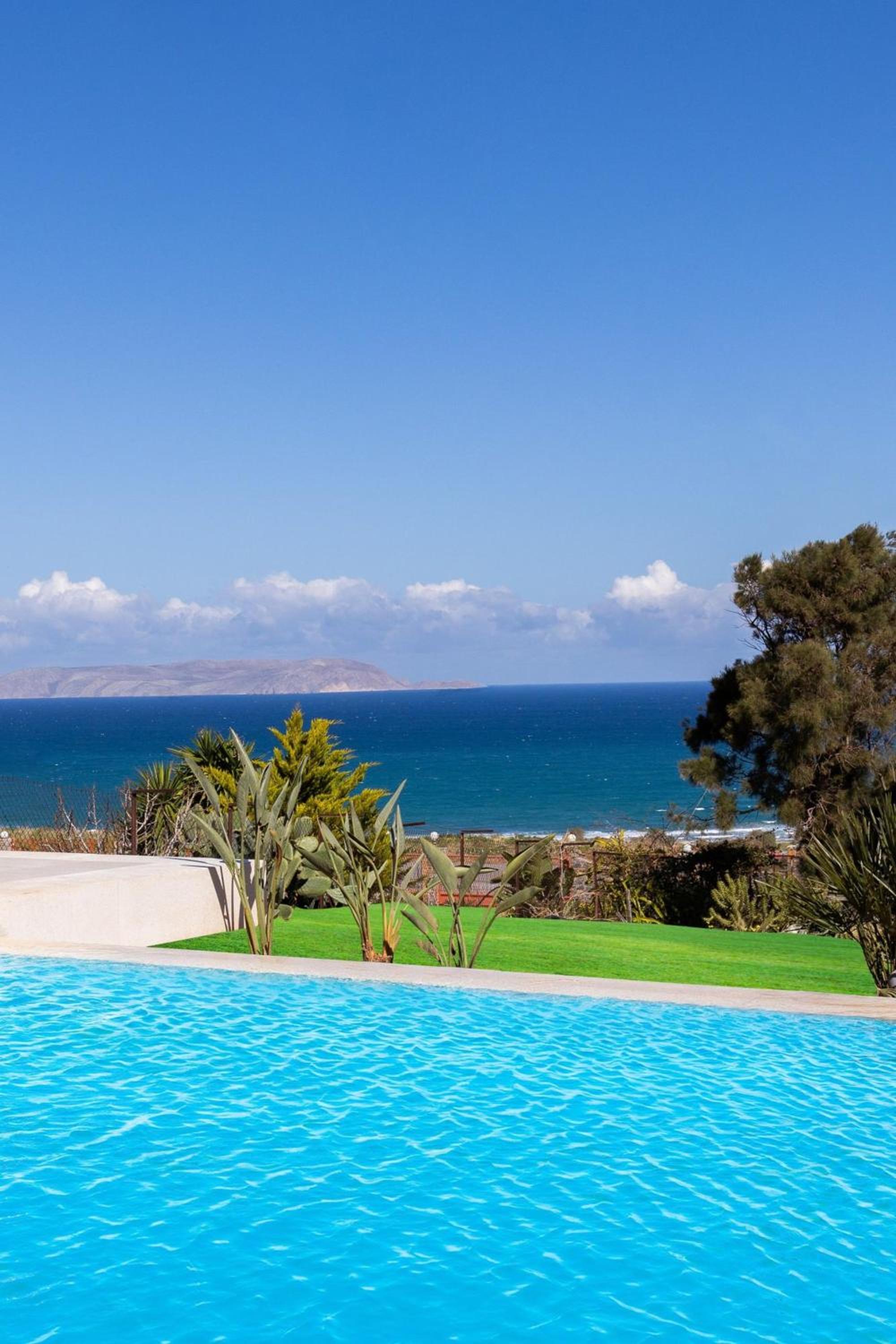 Villa with Private Pool photo 2