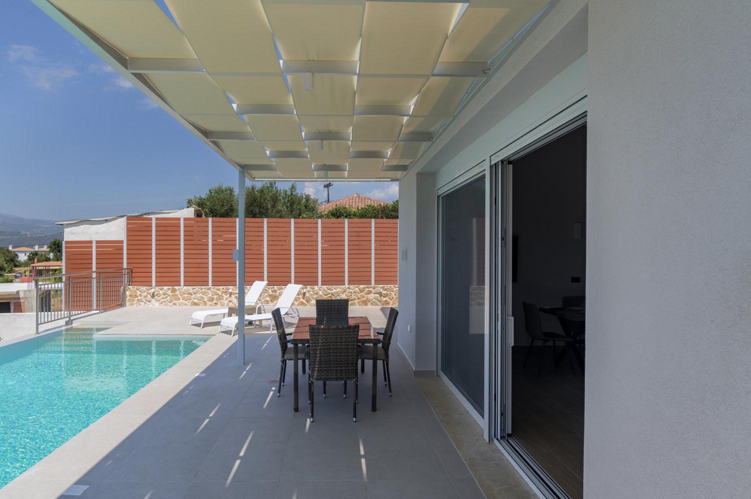 Villa photo 2