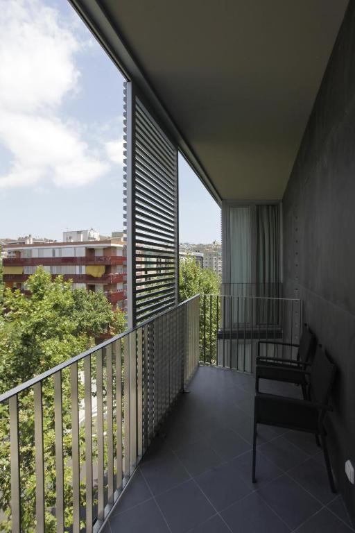 Apartment with Balcony photo 3