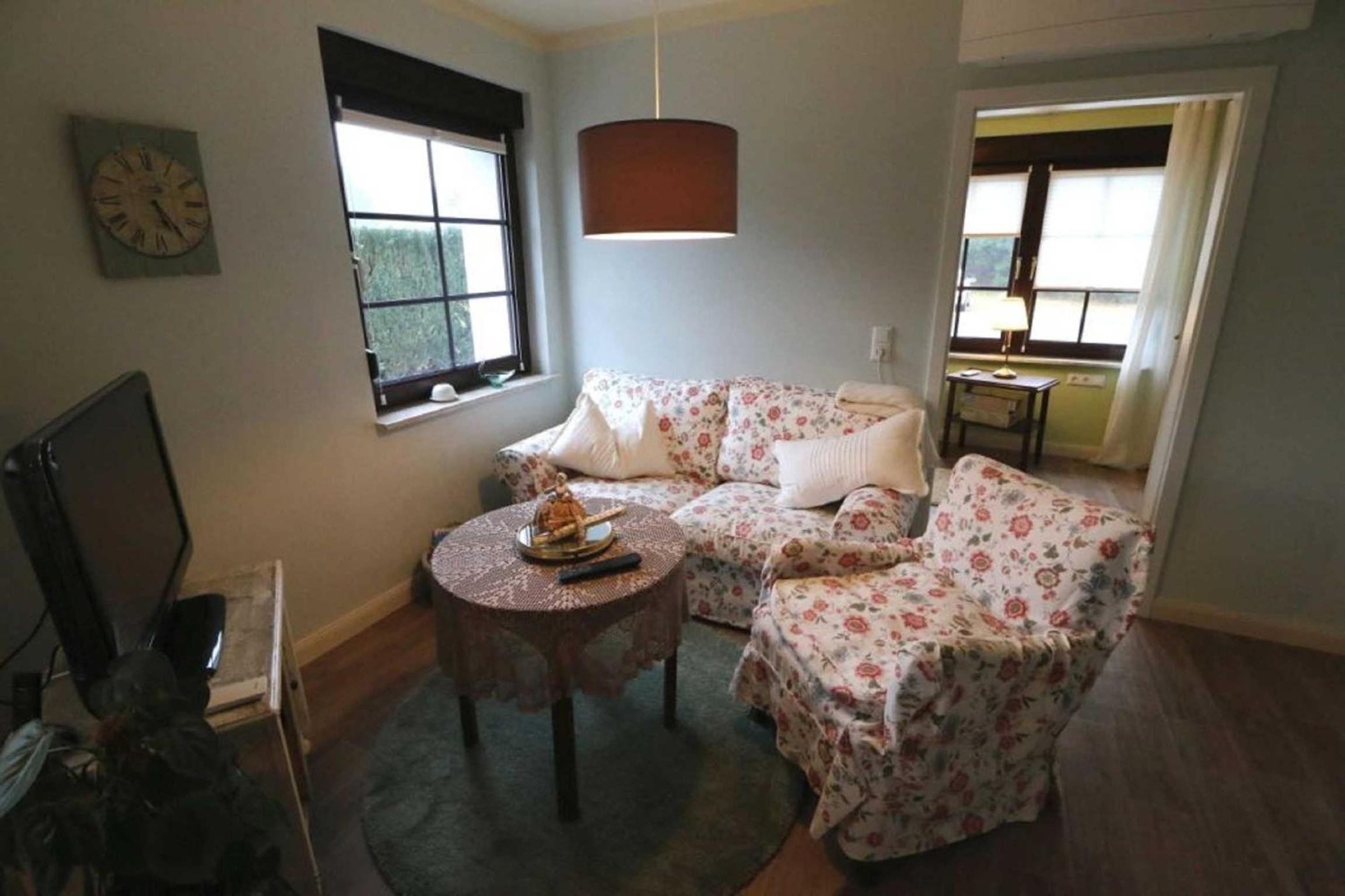 Two-Bedroom Apartment with Terrace photo 2