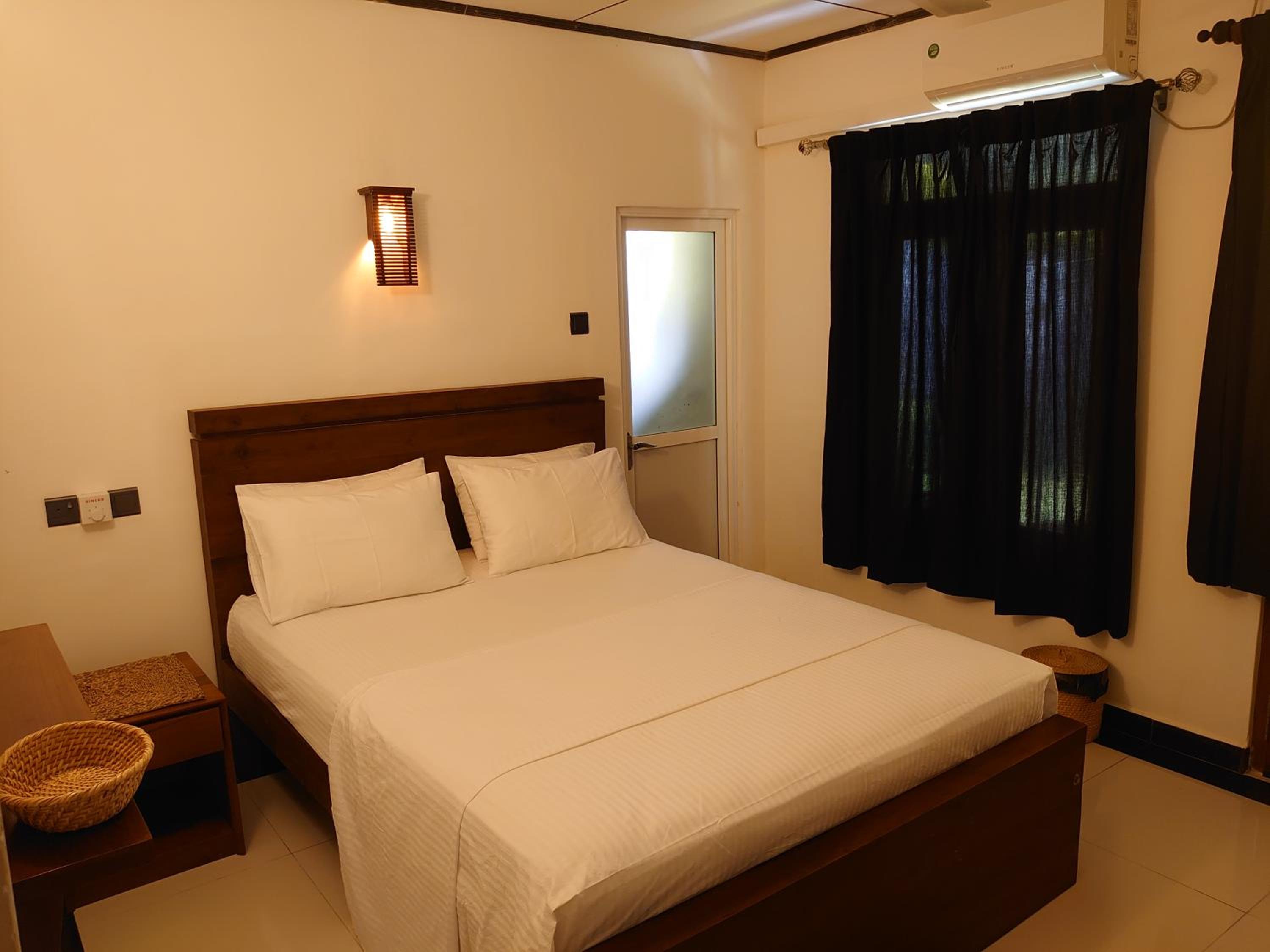 Queen Room with Garden View photo 2