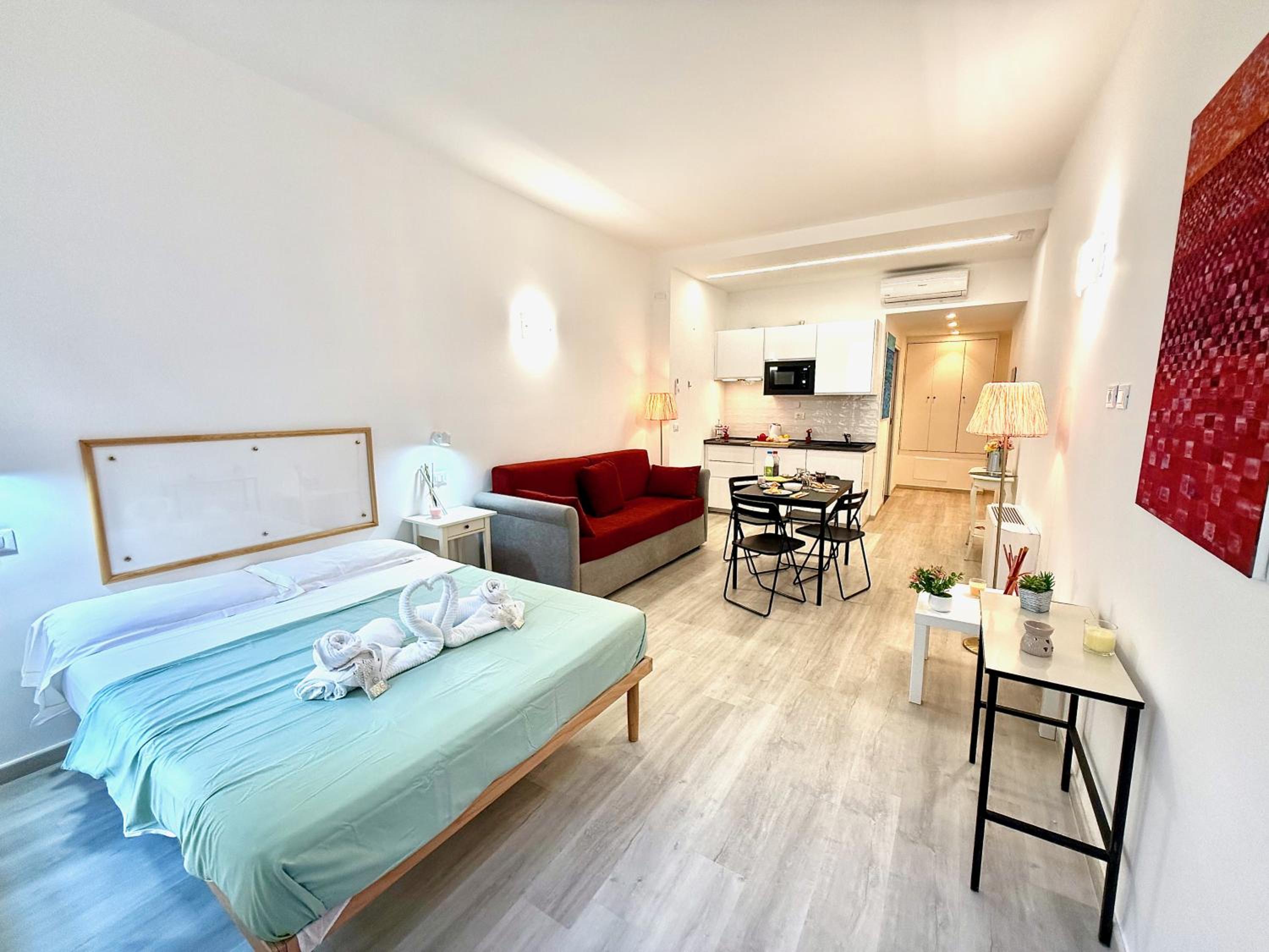 One-Bedroom Apartment