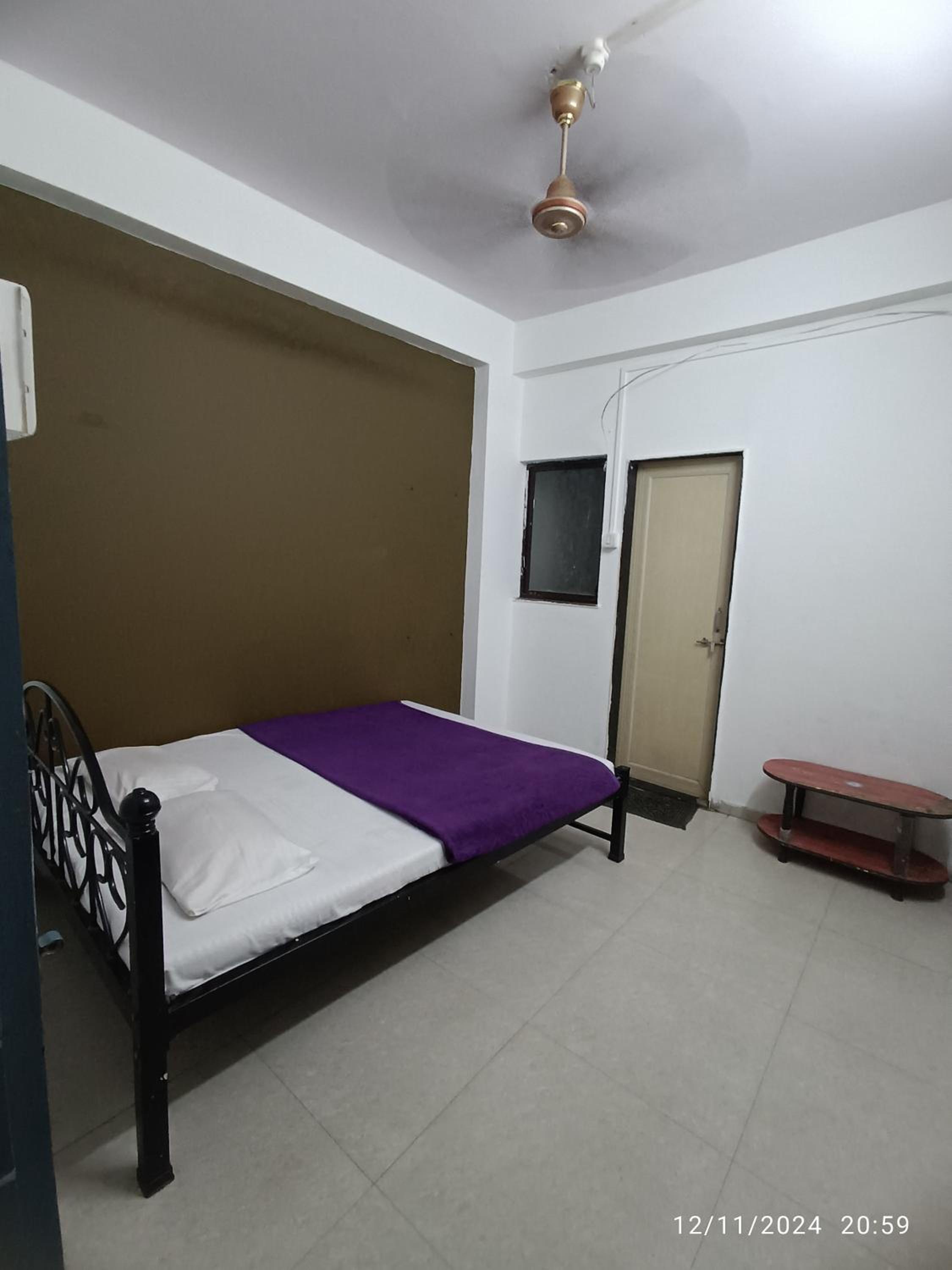 Double Room with Private Bathroom photo 3