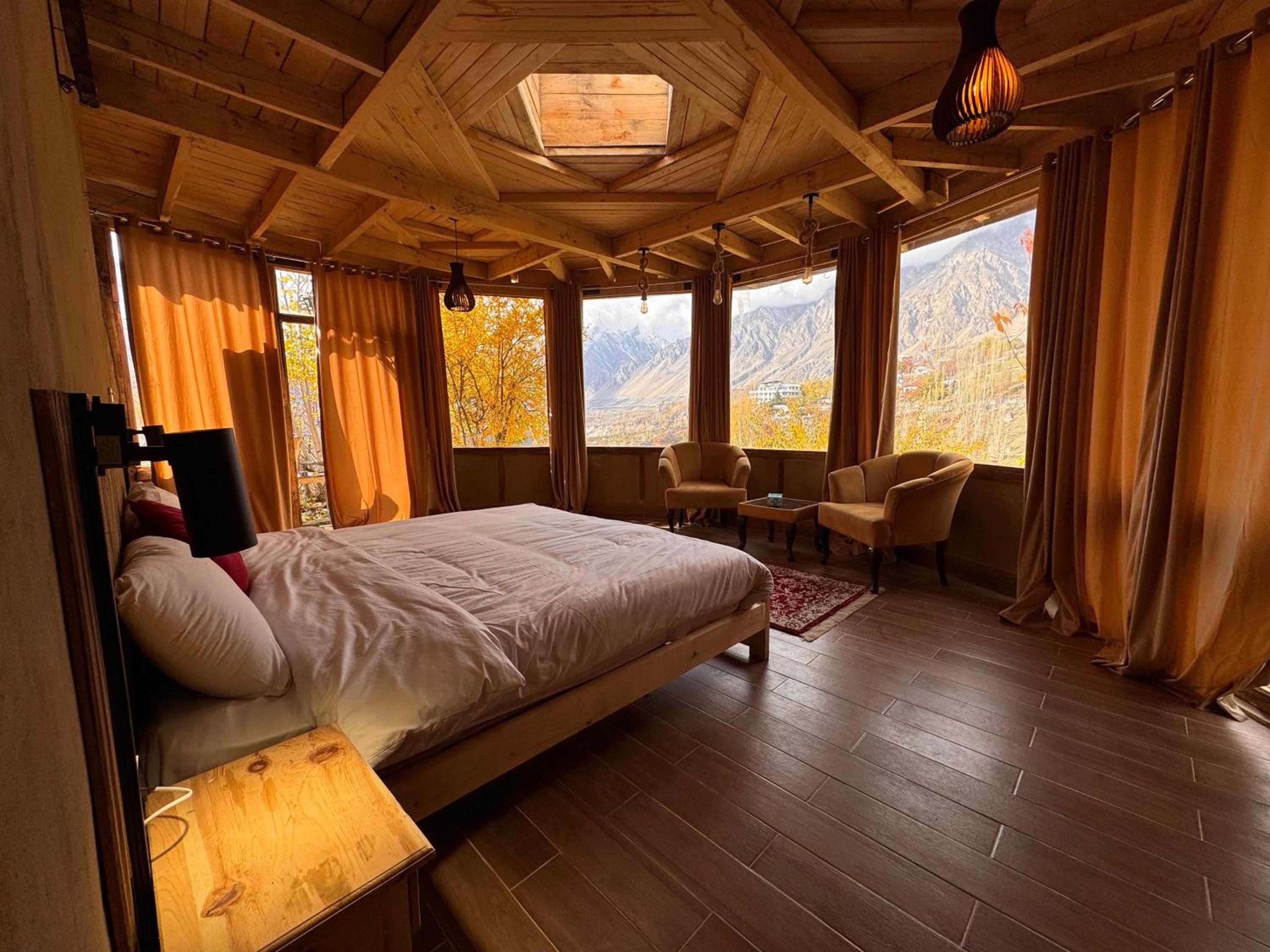 Junior Suite With Mountain View