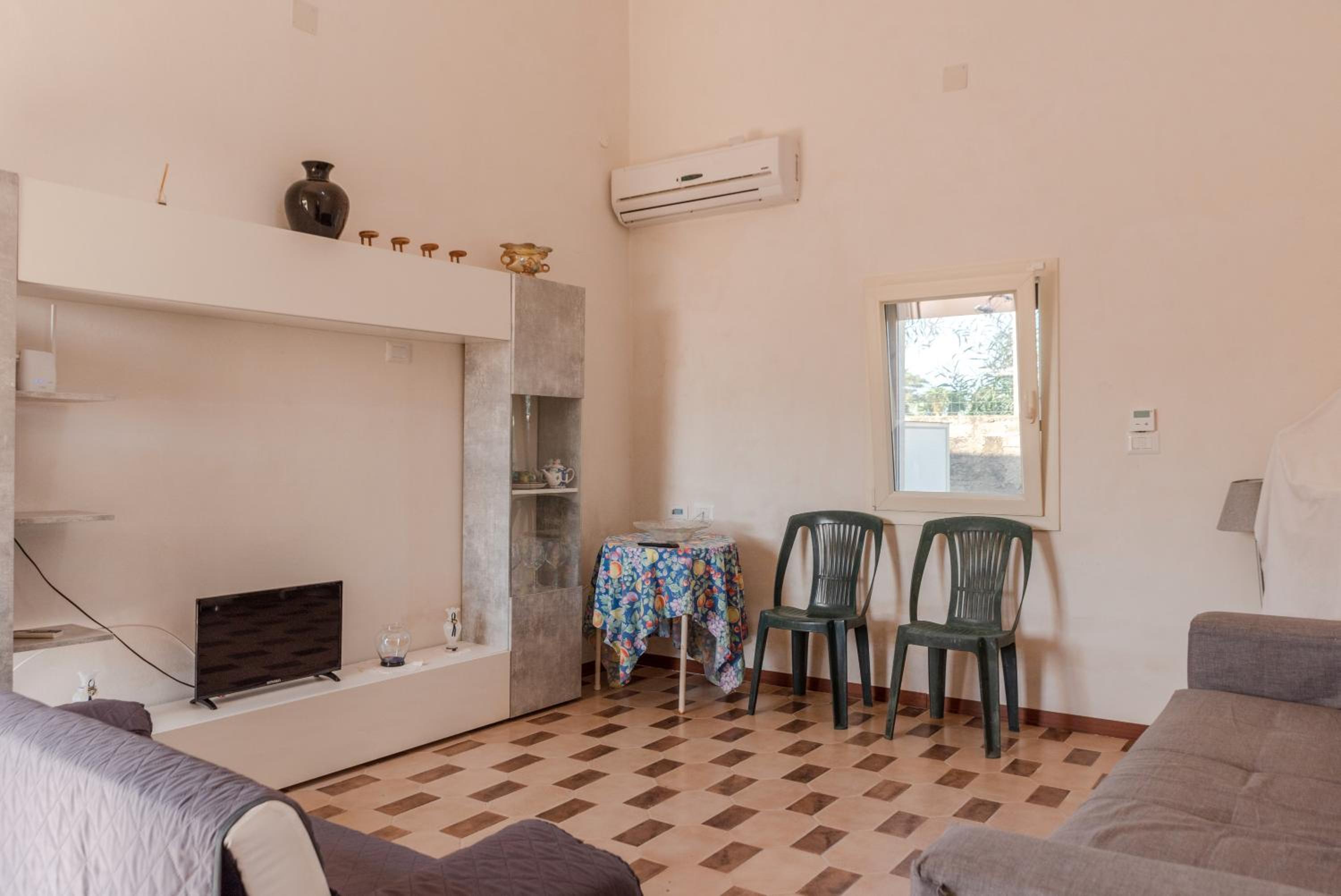 One-Bedroom House