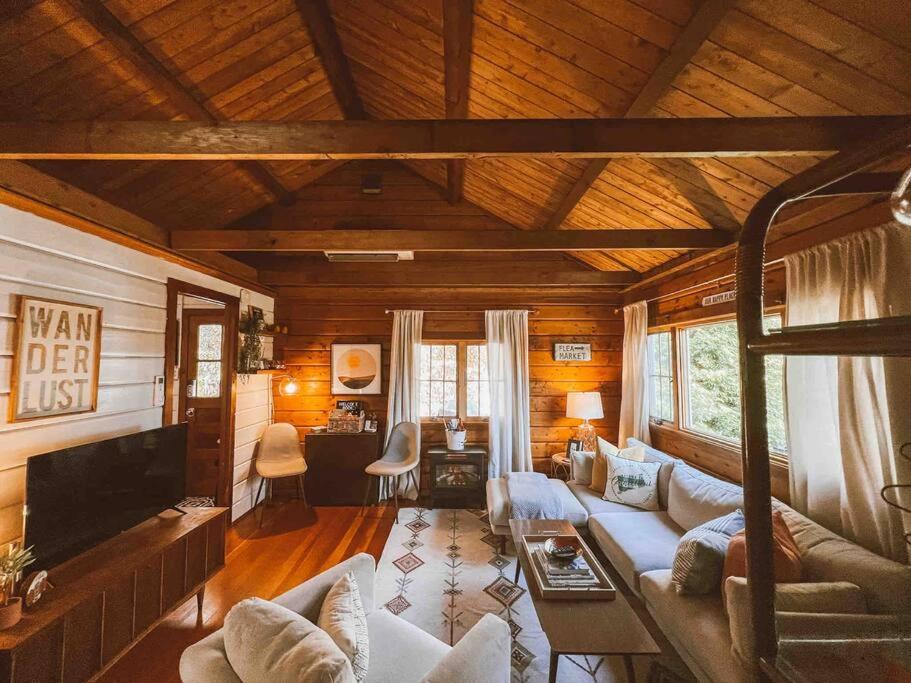 Two-Bedroom House photo 1