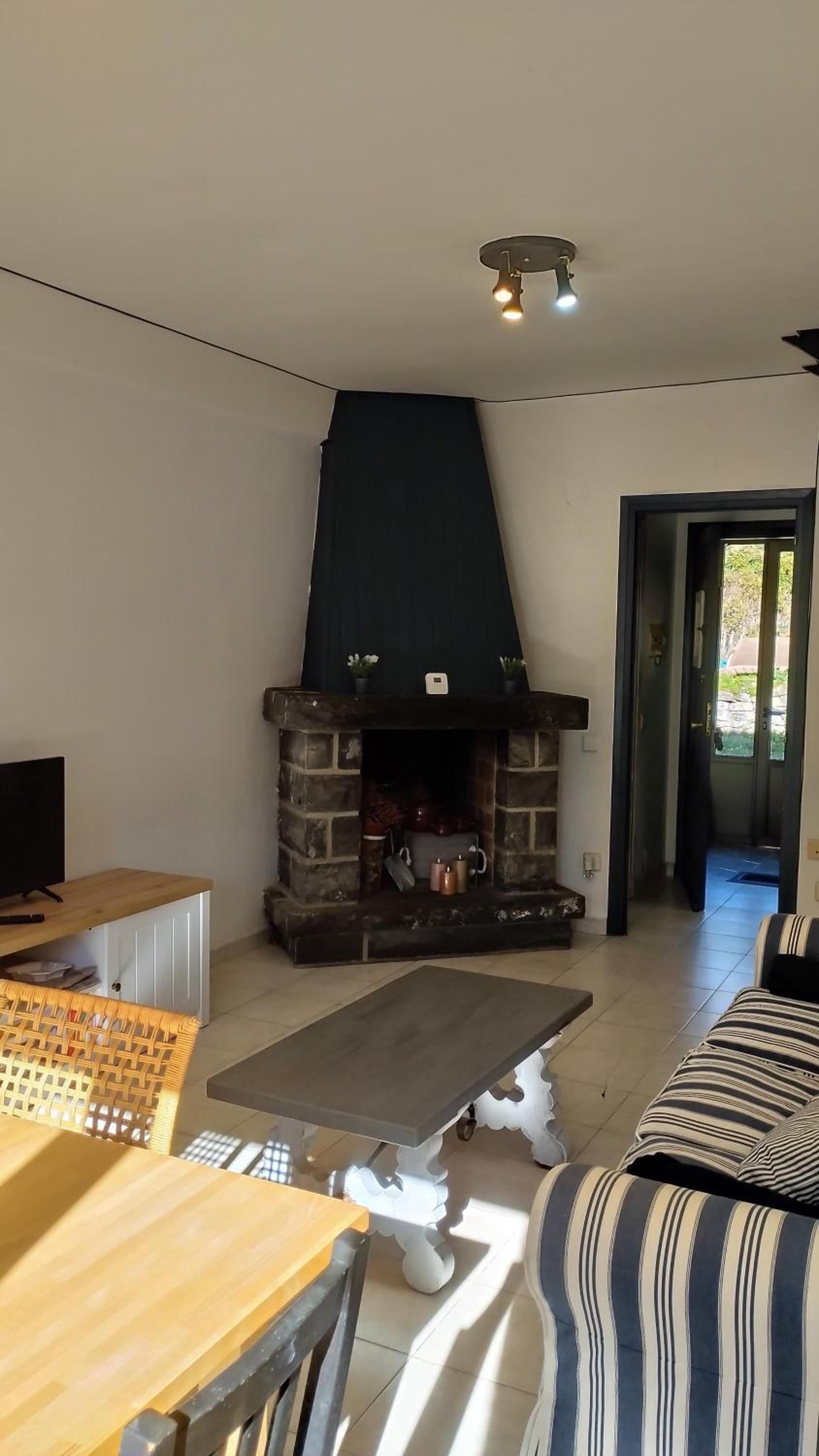 Casa de cuatro habitaciones