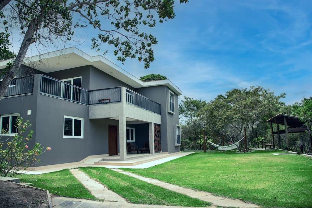 Three-Bedroom House photo 3