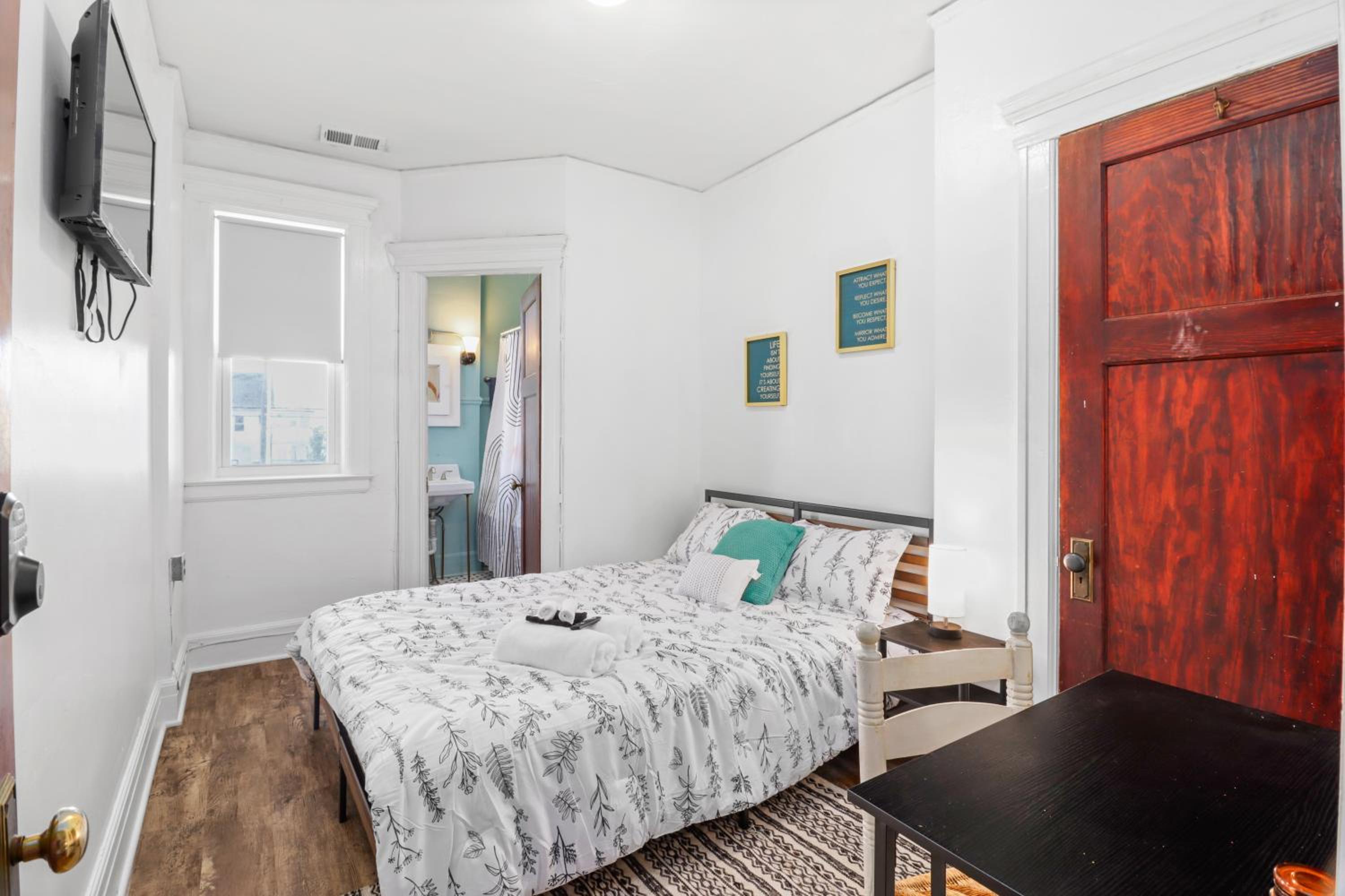 Double Room With Private Bathroom photo 1