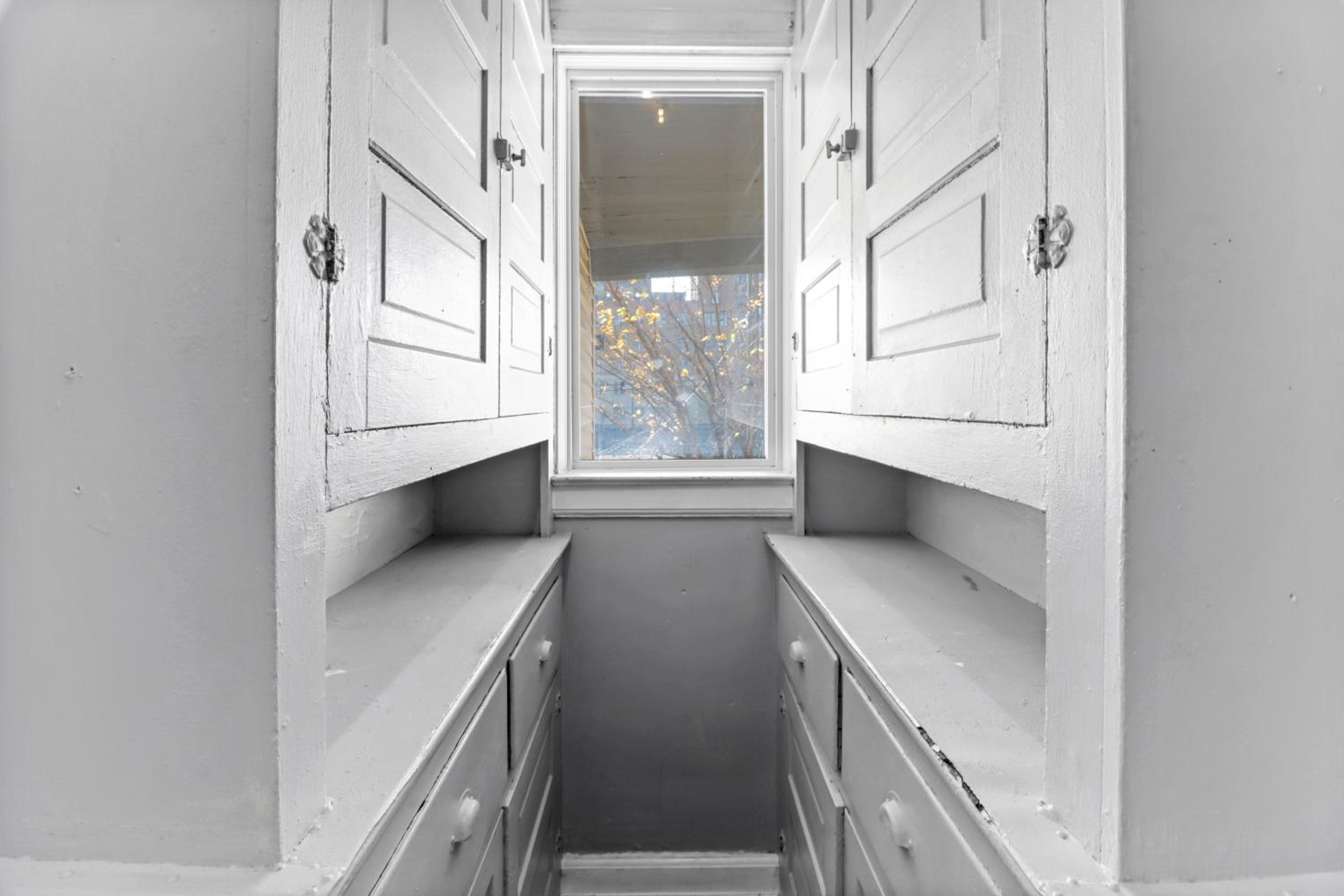 Standard Double Room With Shared Bathroom photo 2