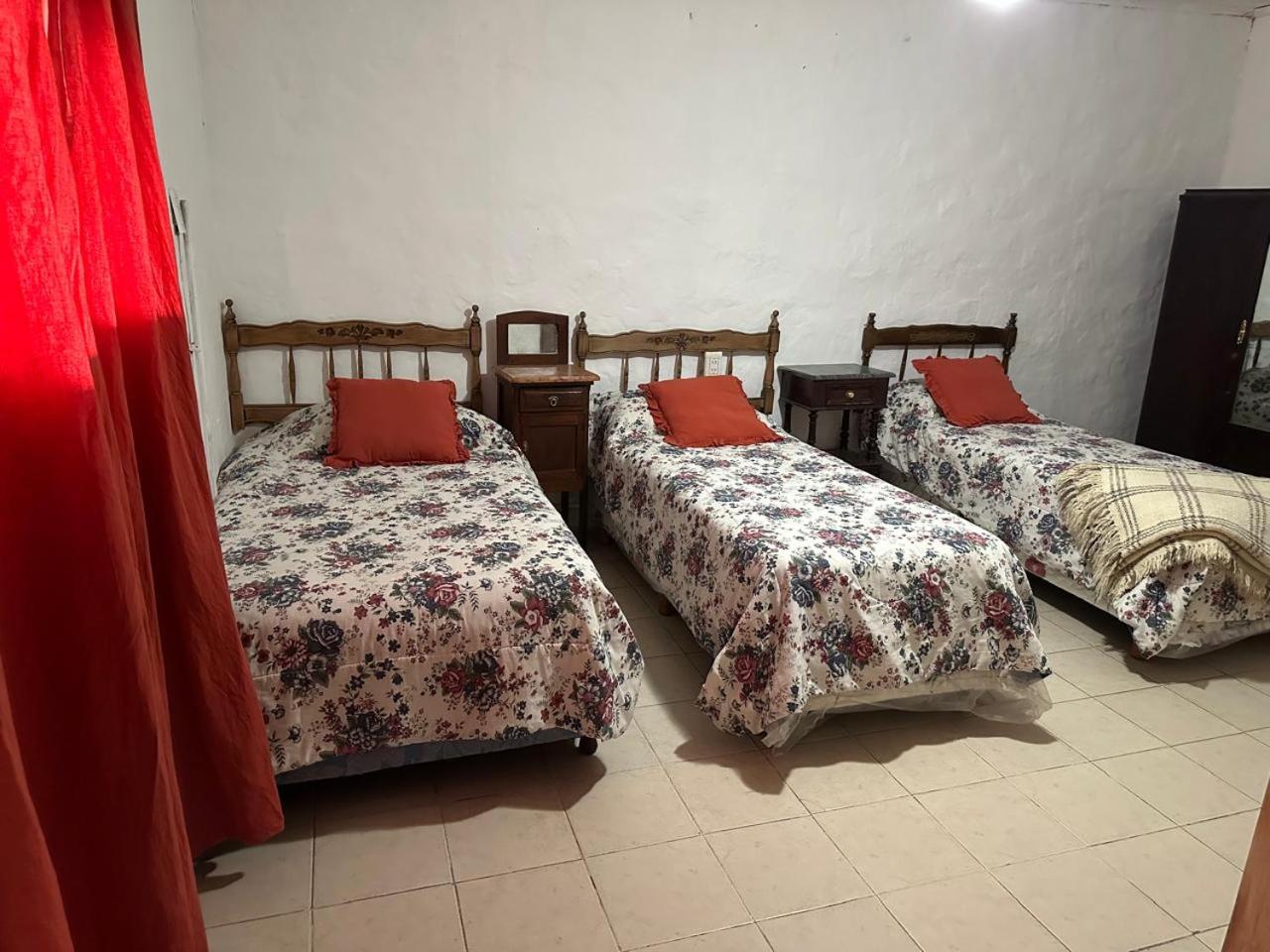 Four-Bedroom House photo 1