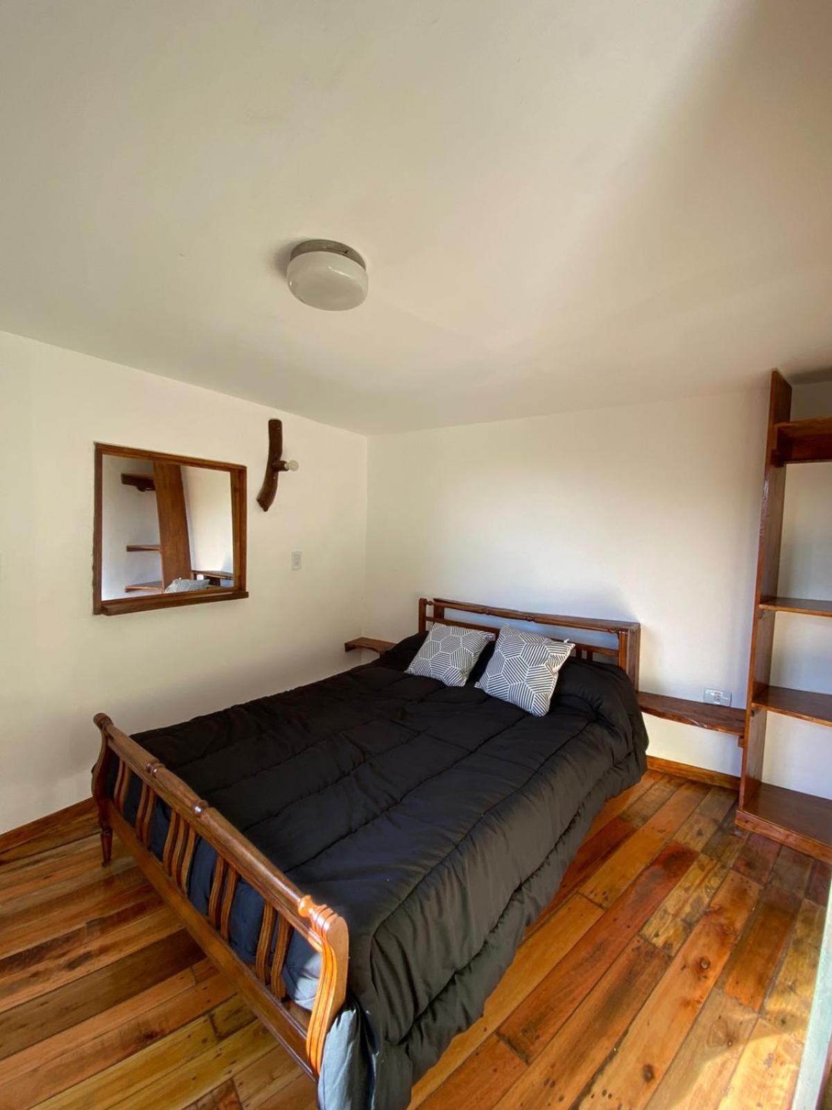 One-Bedroom House photo 2