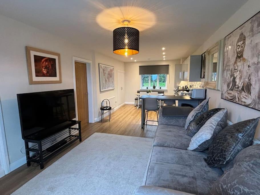 Three-Bedroom Apartment With View photo 1