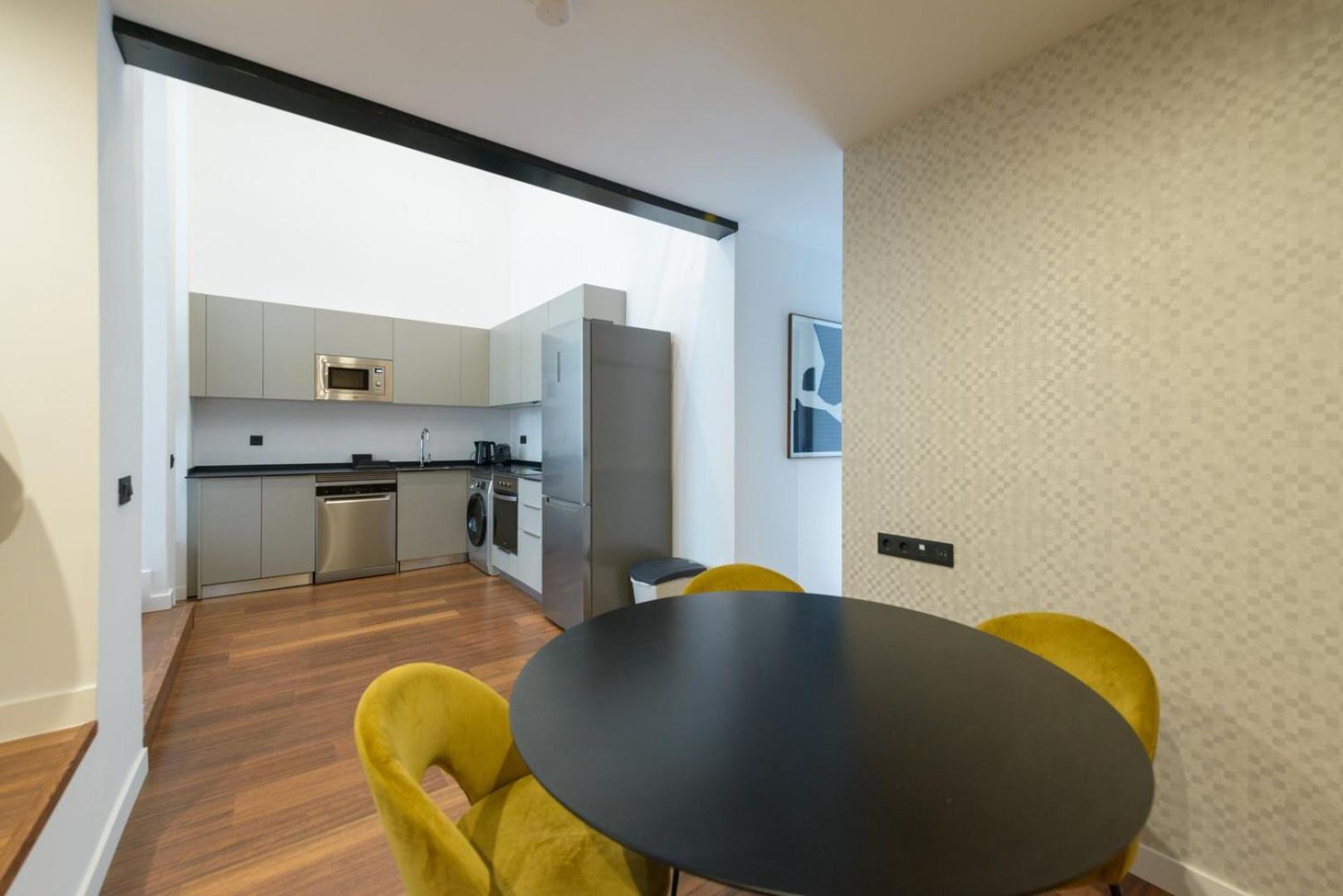 Apartment photo 3