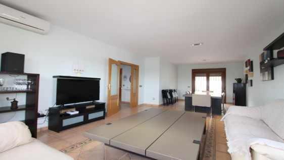 Casa de cinco habitaciones