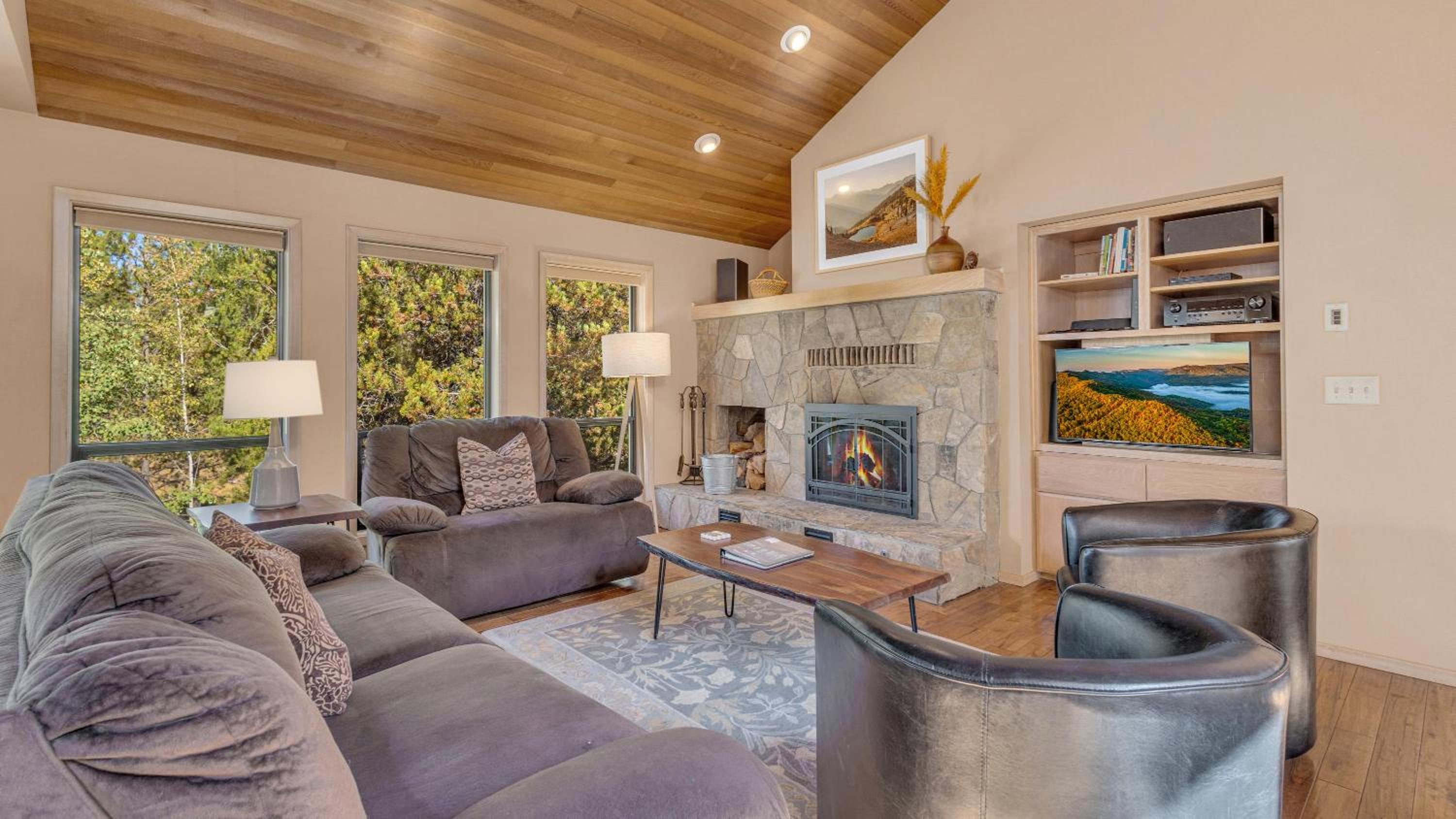Three-Bedroom Vacation Home  photo 3