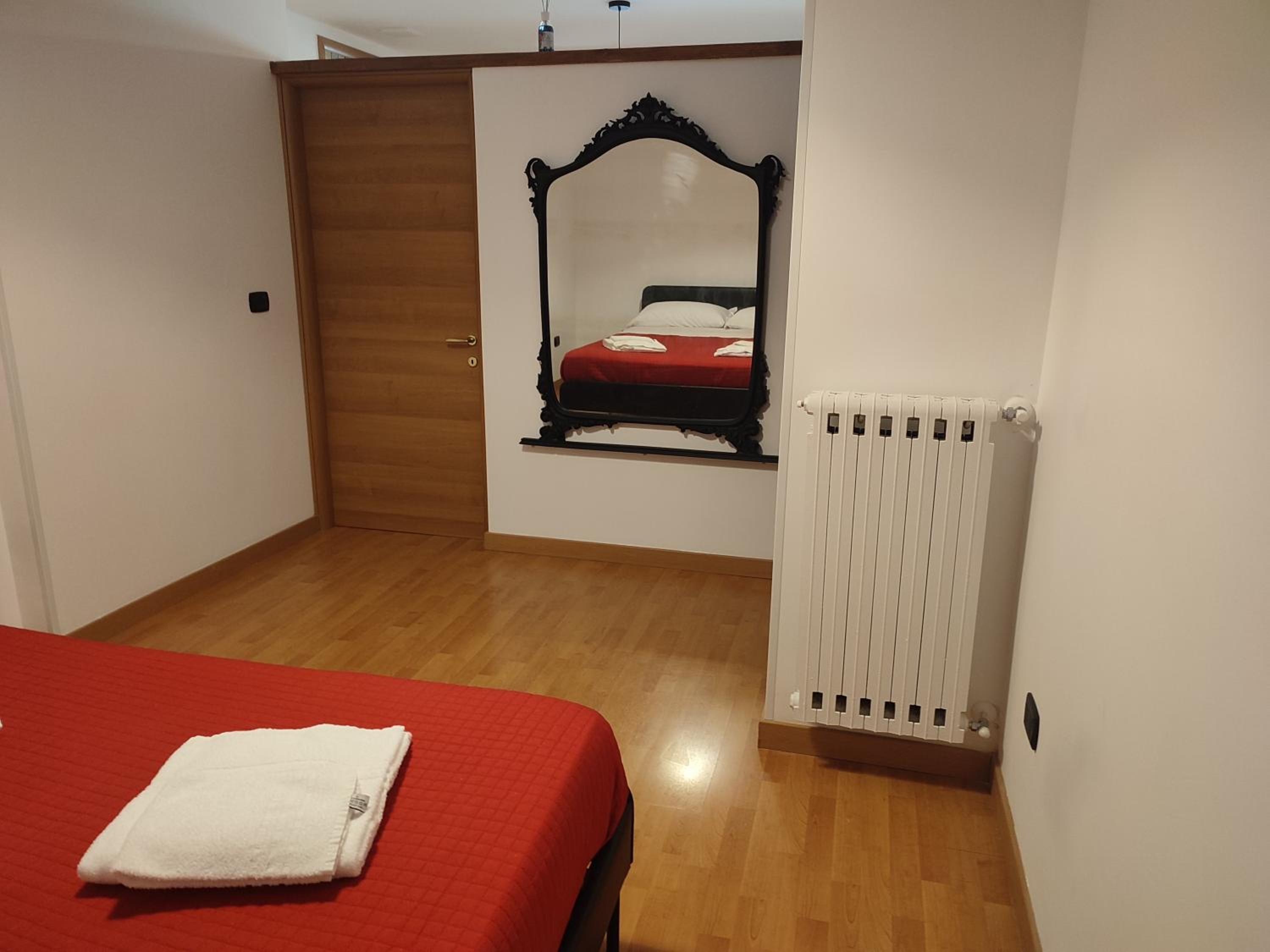 Superior One-Bedroom Apartment with Balcony