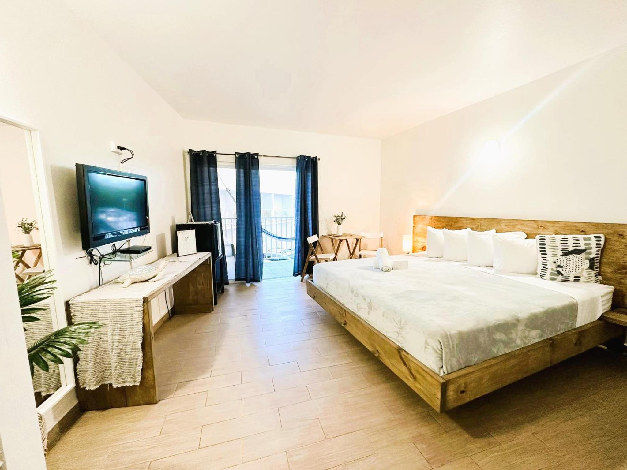 King Room with Balcony photo 3