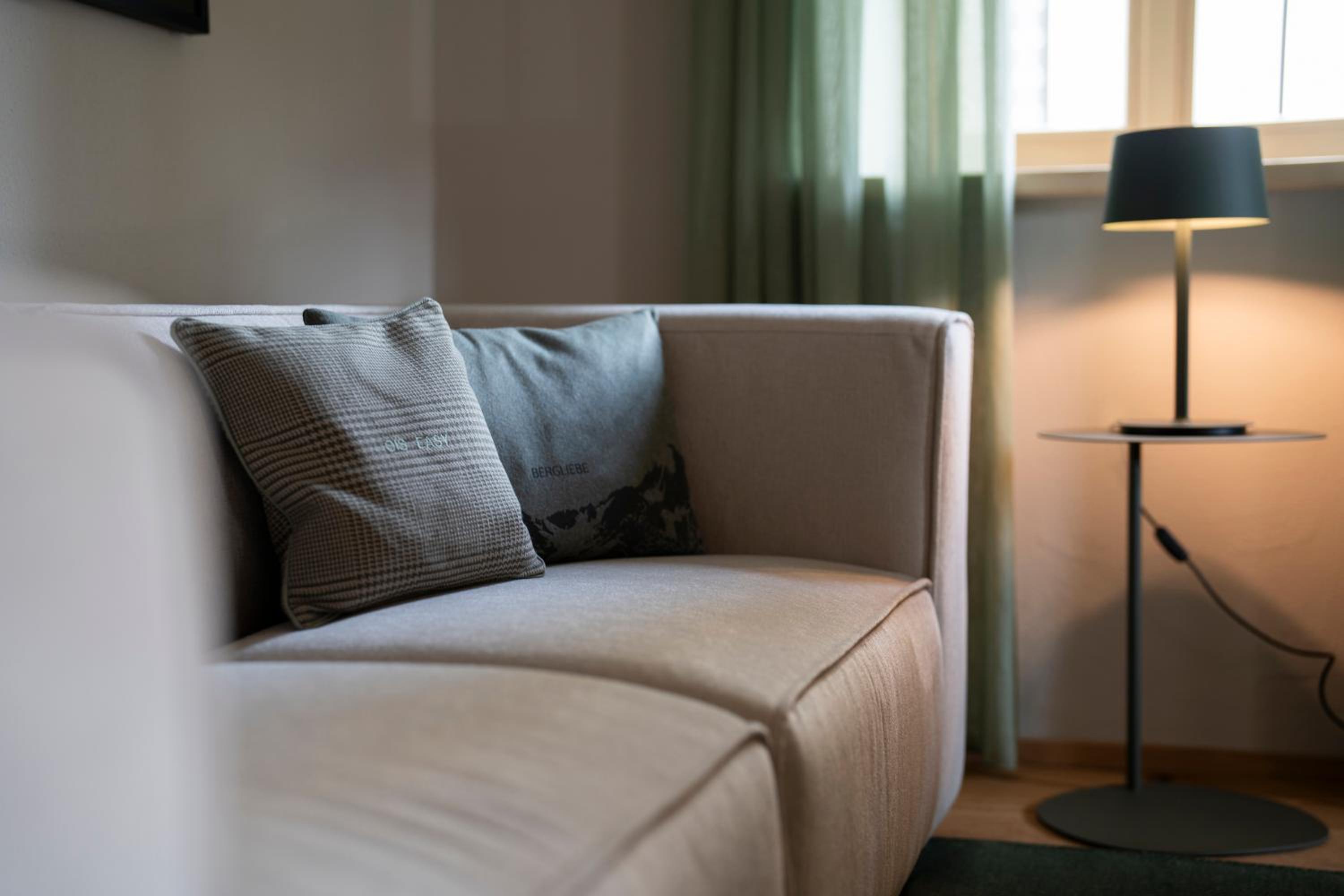 Three-Bedroom Apartment with Balcony photo 1