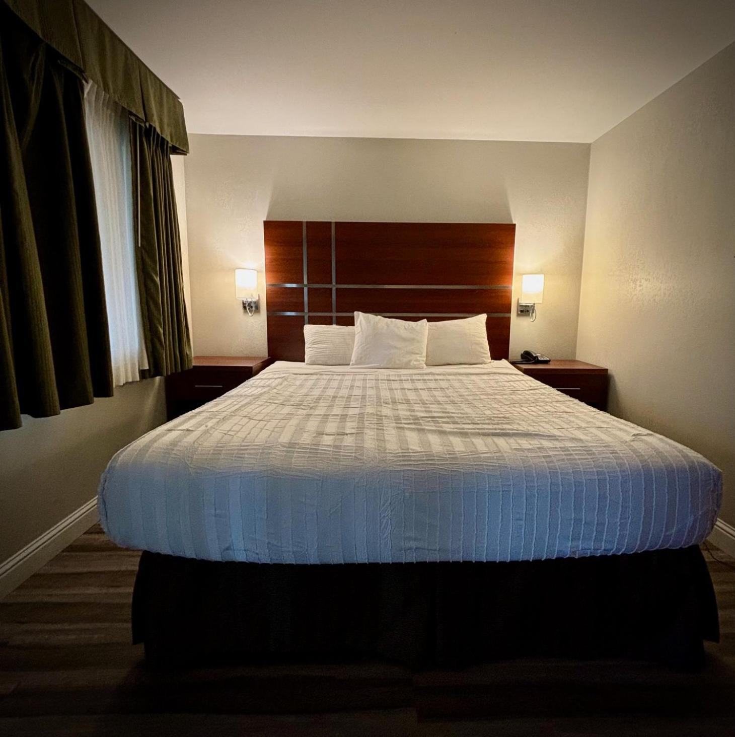 Suite - Photo 4