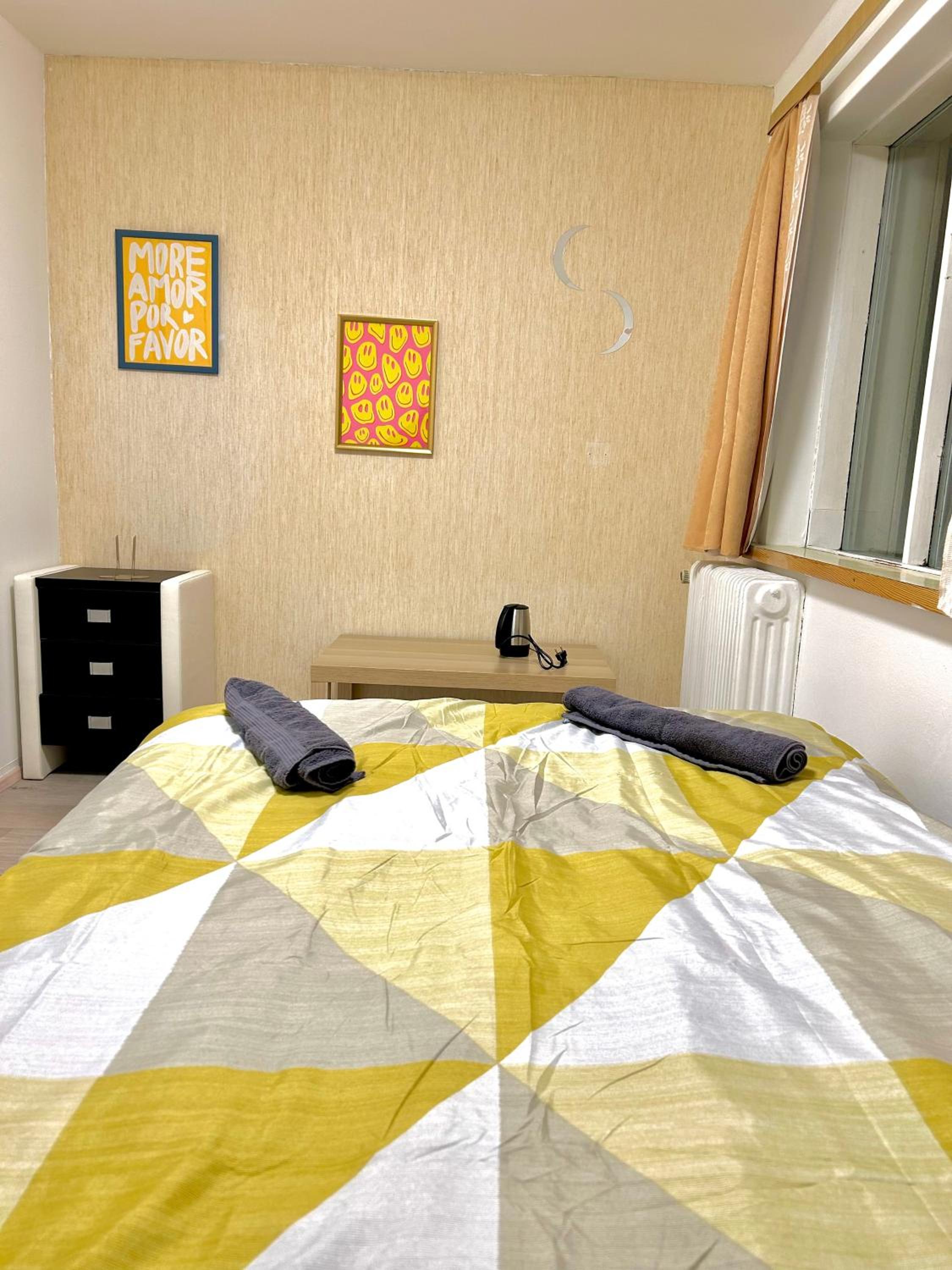 Double Room With Shared Bathroom photo 2