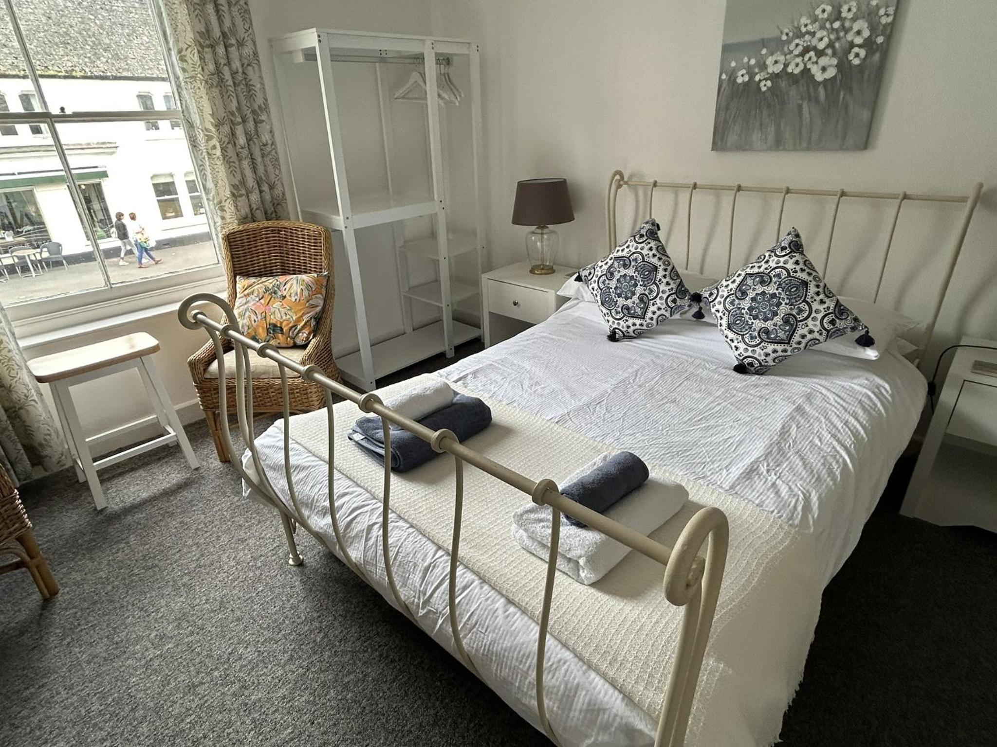 Large Double Room photo 2