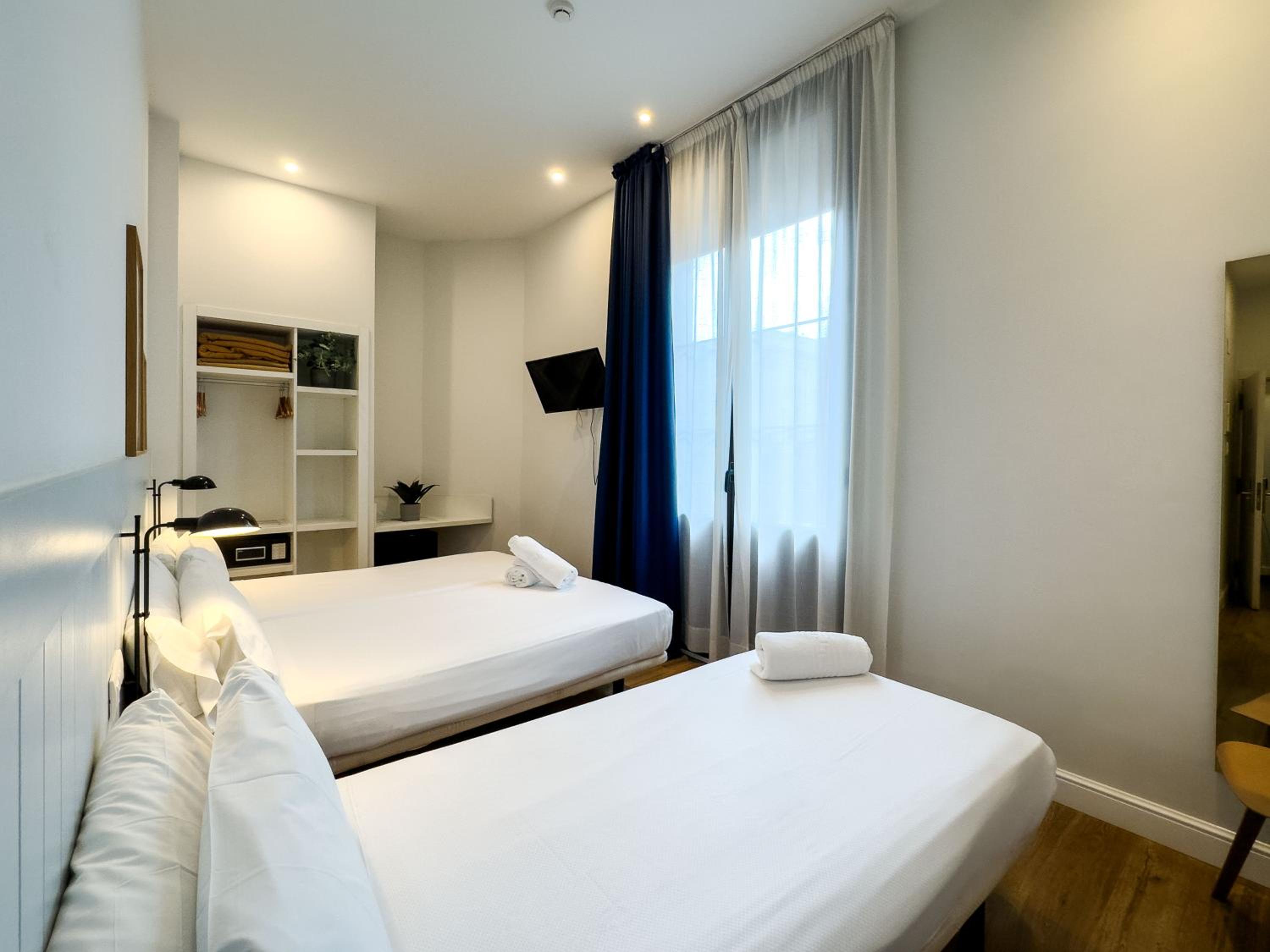 Triple Room with Balcony