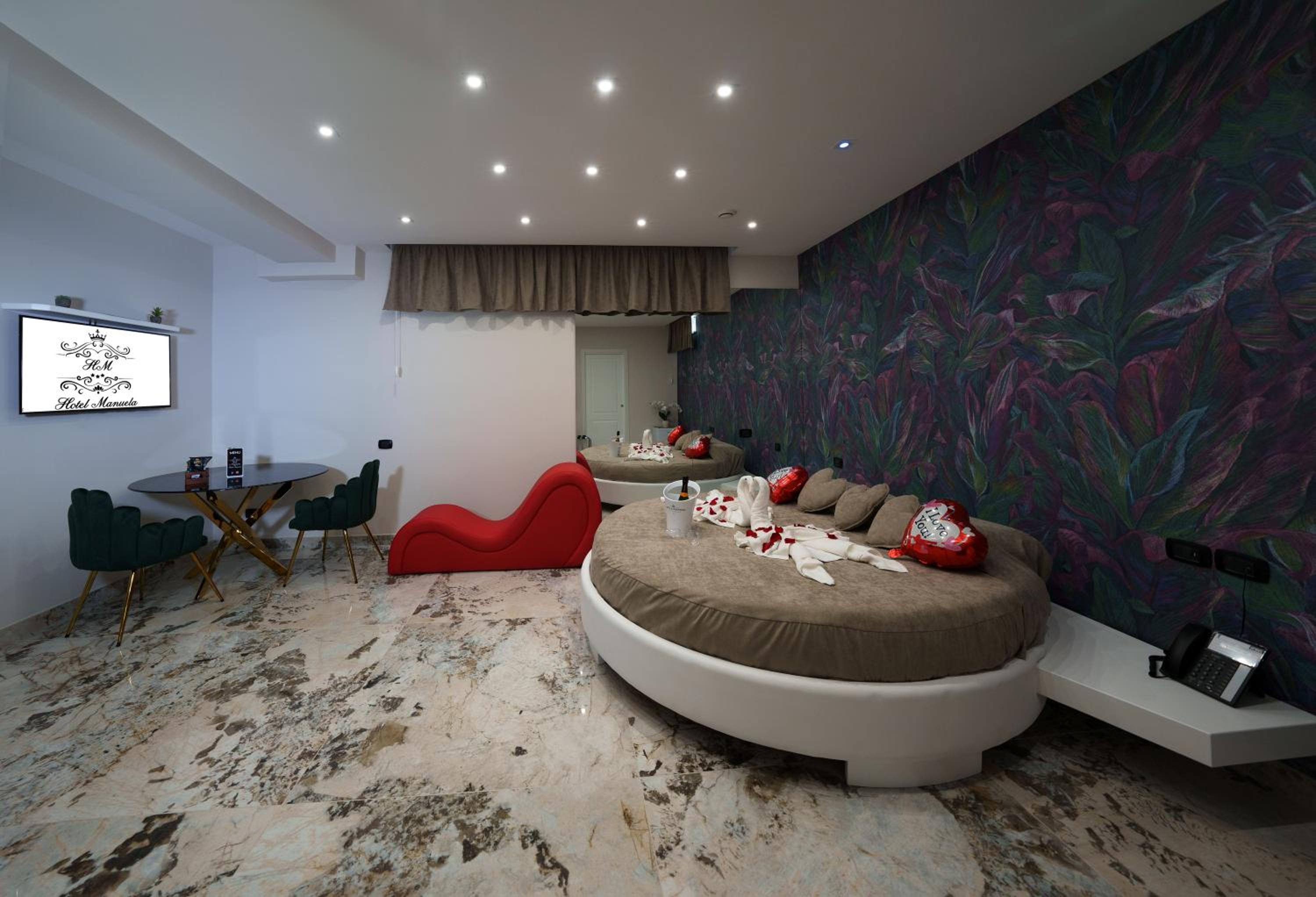Suite with Sauna photo 3
