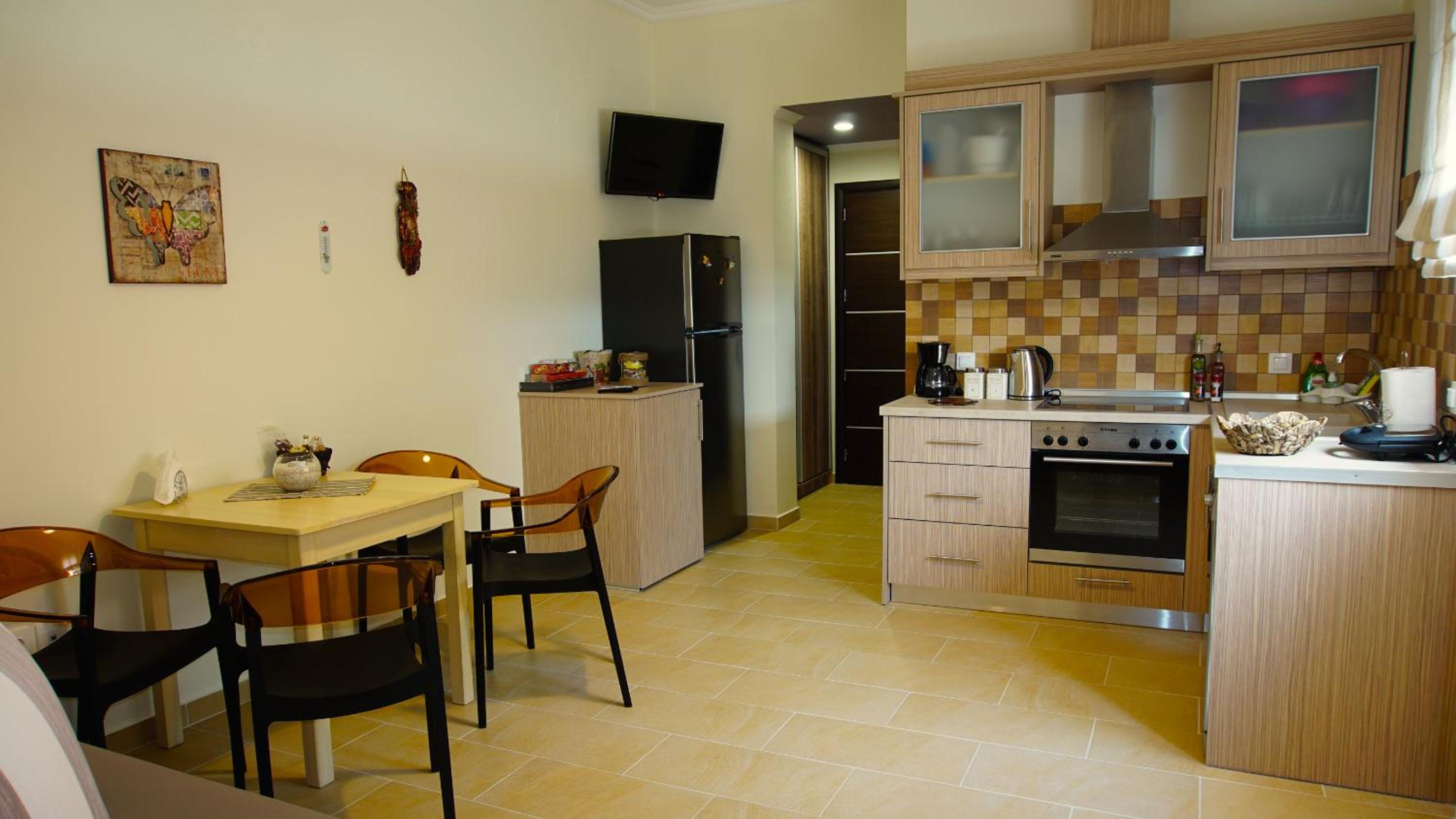 One-Bedroom Apartment photo 2
