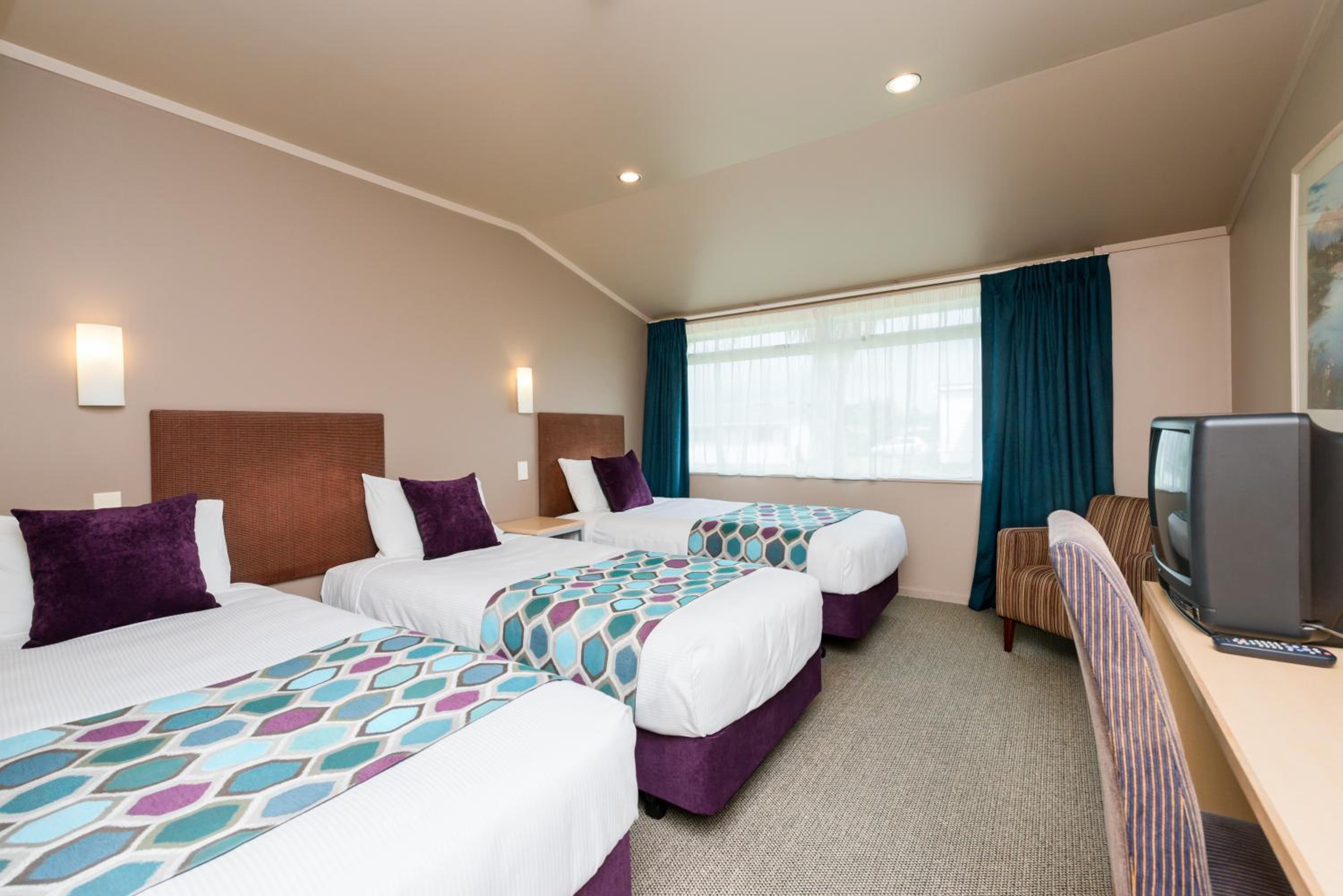 Standard Triple Room - Photo 1