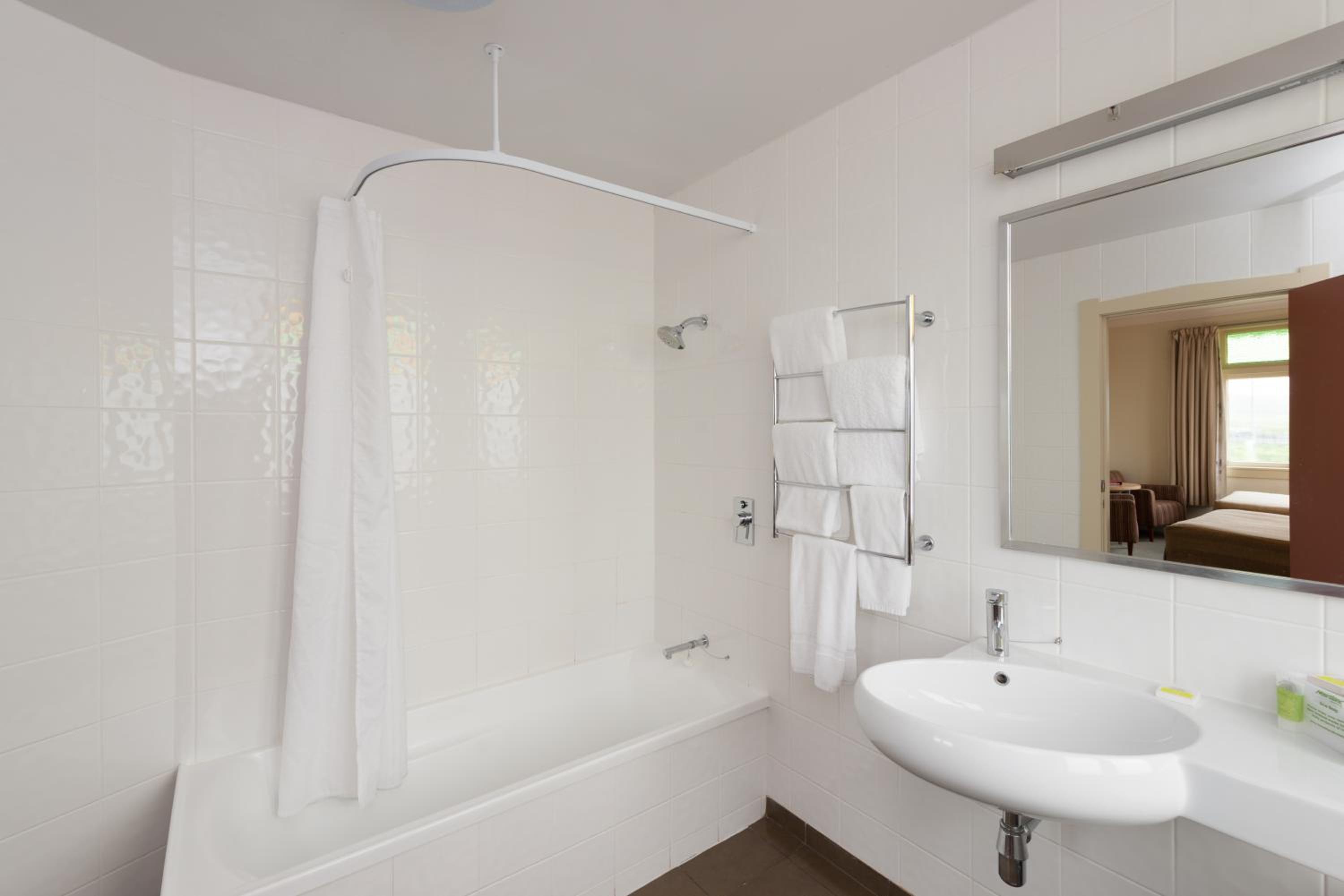 Standard Triple Room - Photo 2