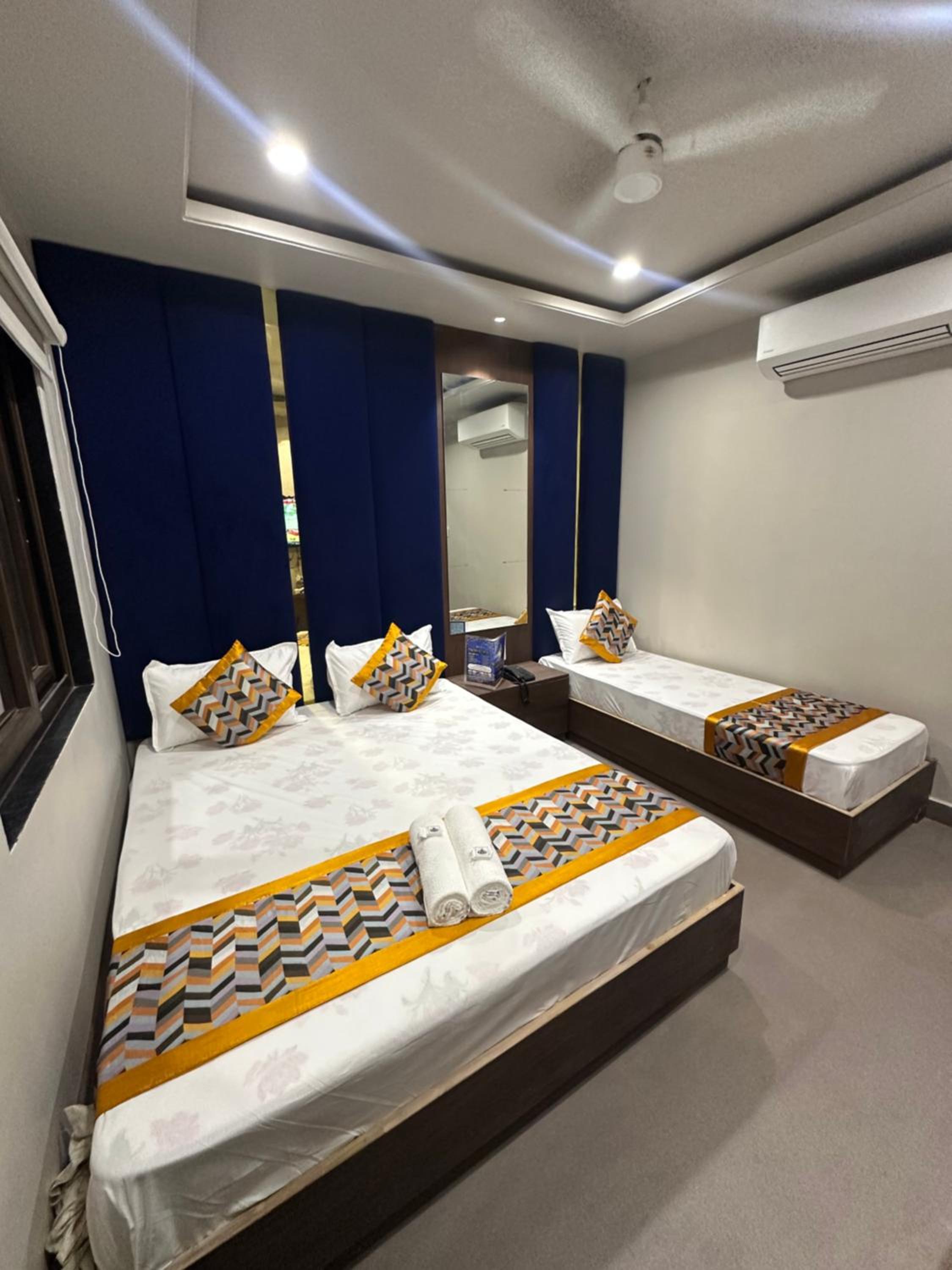 Deluxe Triple Room photo 2