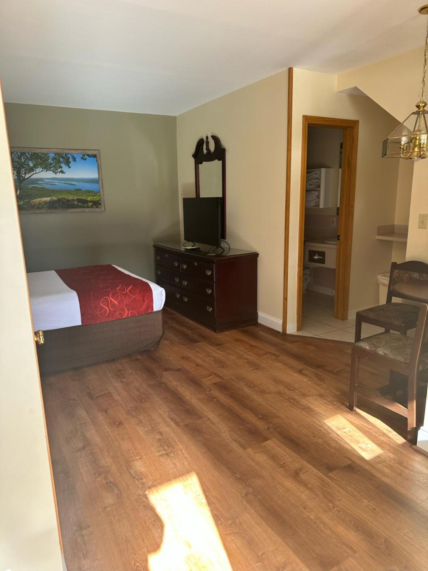 Mohican Resort Motel, Bekvemt beliggende til alle Lake George attraktioner, Billede 7