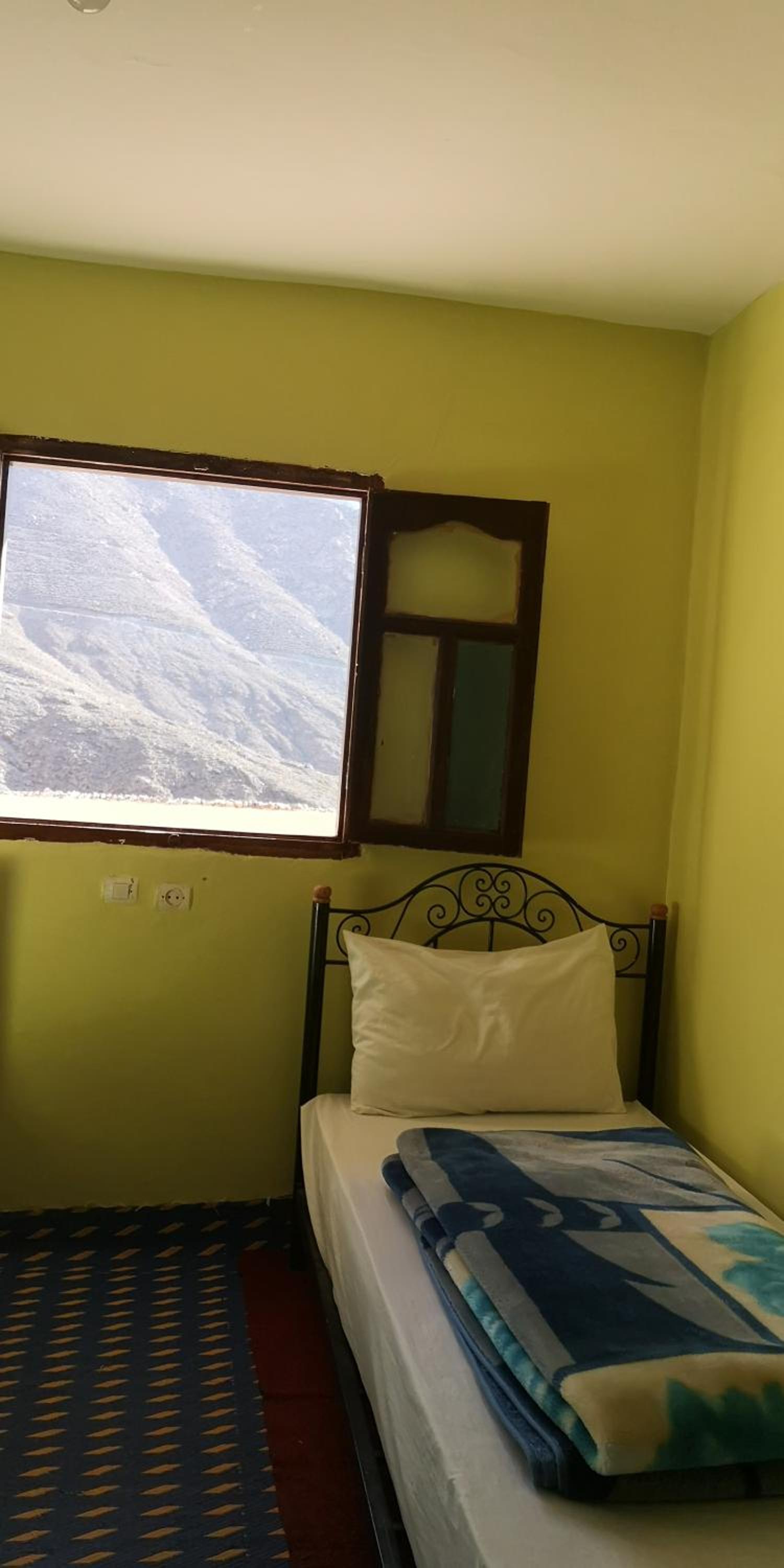 Single Room photo 2