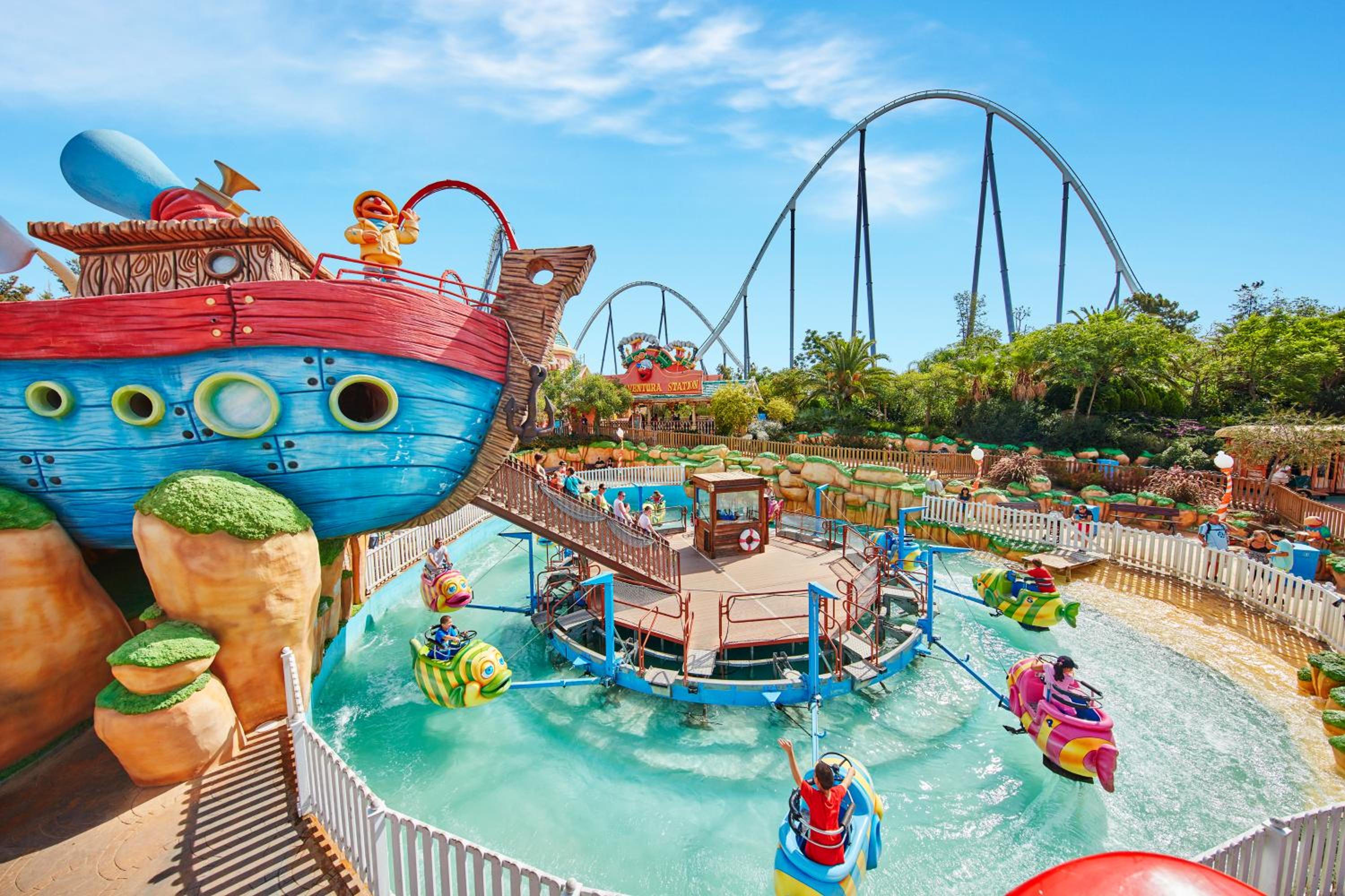 Junior Suite room 4* + PortAventura Park + 1 access to Ferrari Land (2 adults)