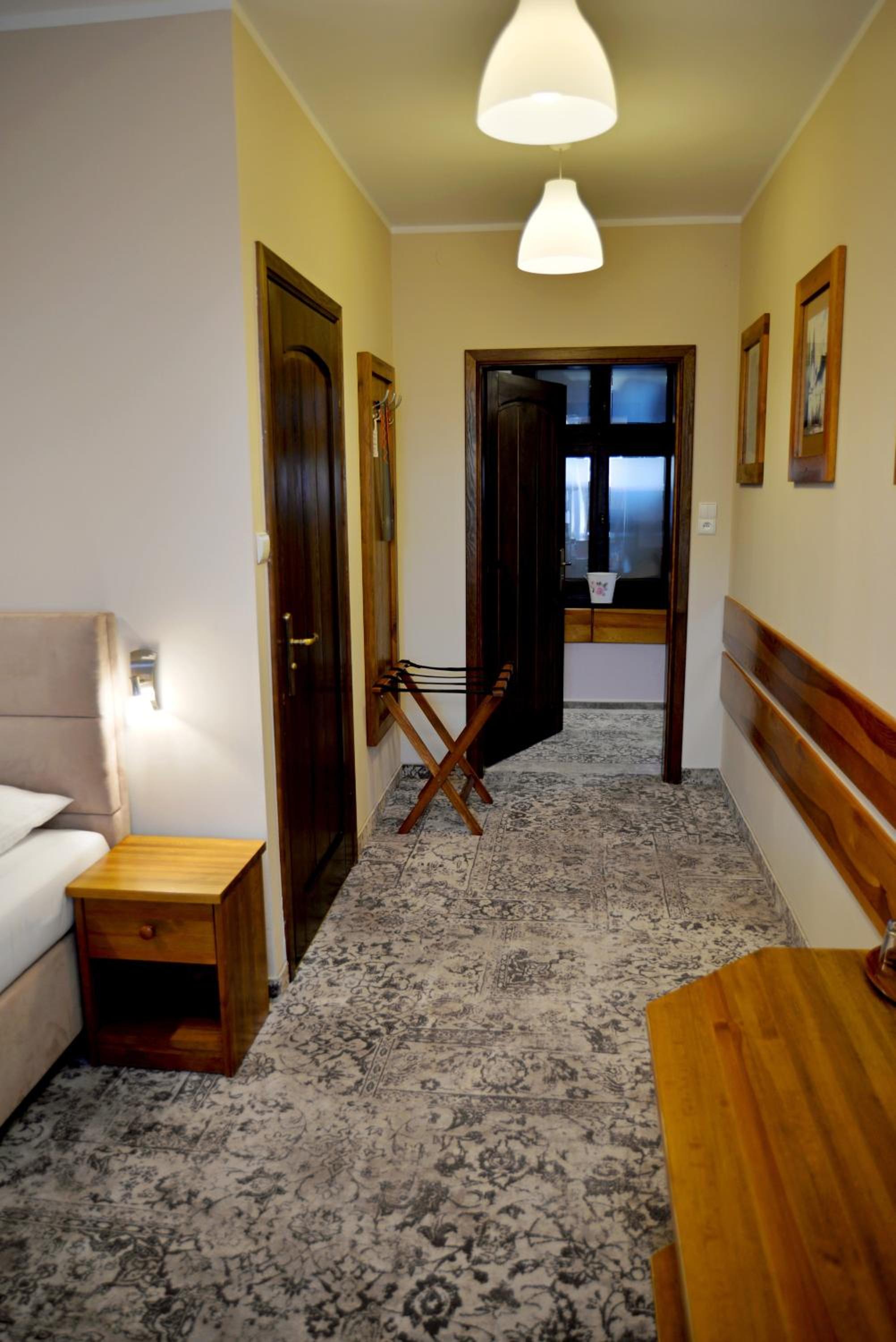 Single Room photo 3