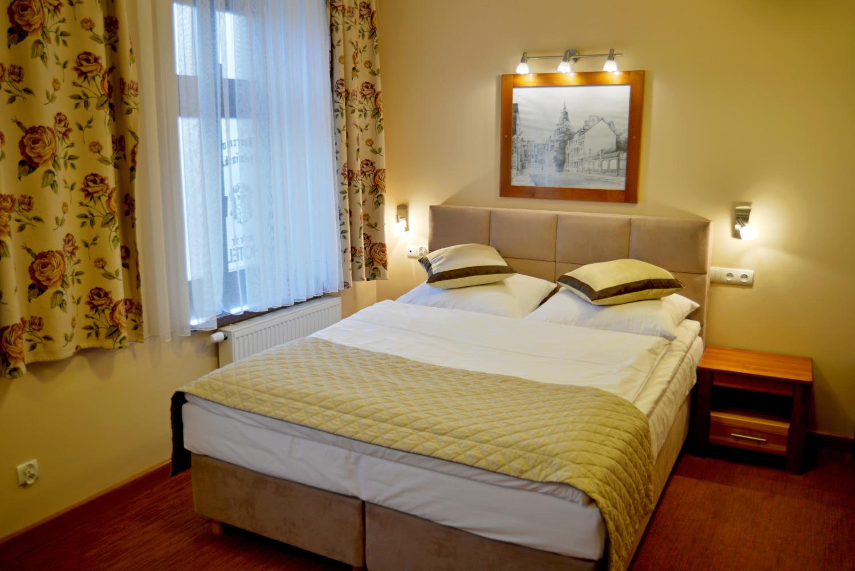 Double Room - Photo 5