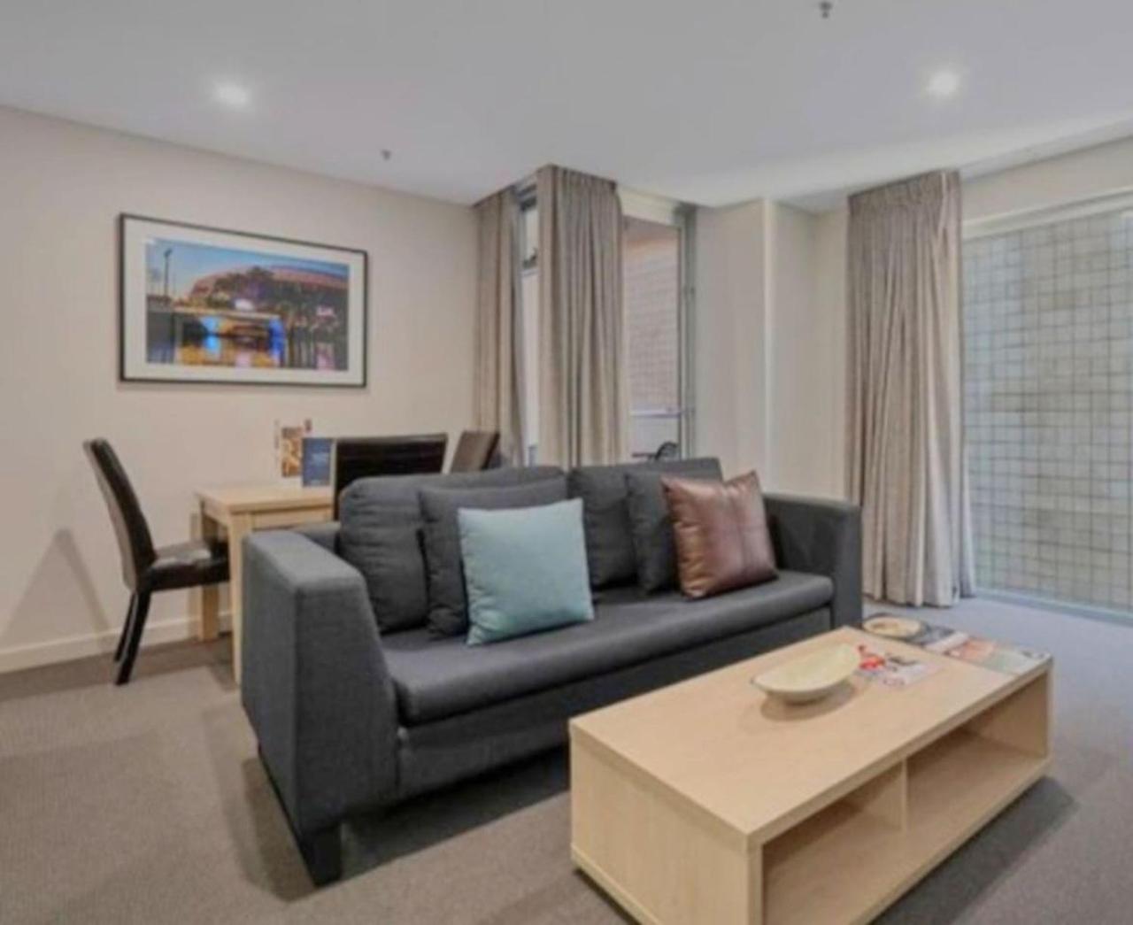 Apartment photo 1