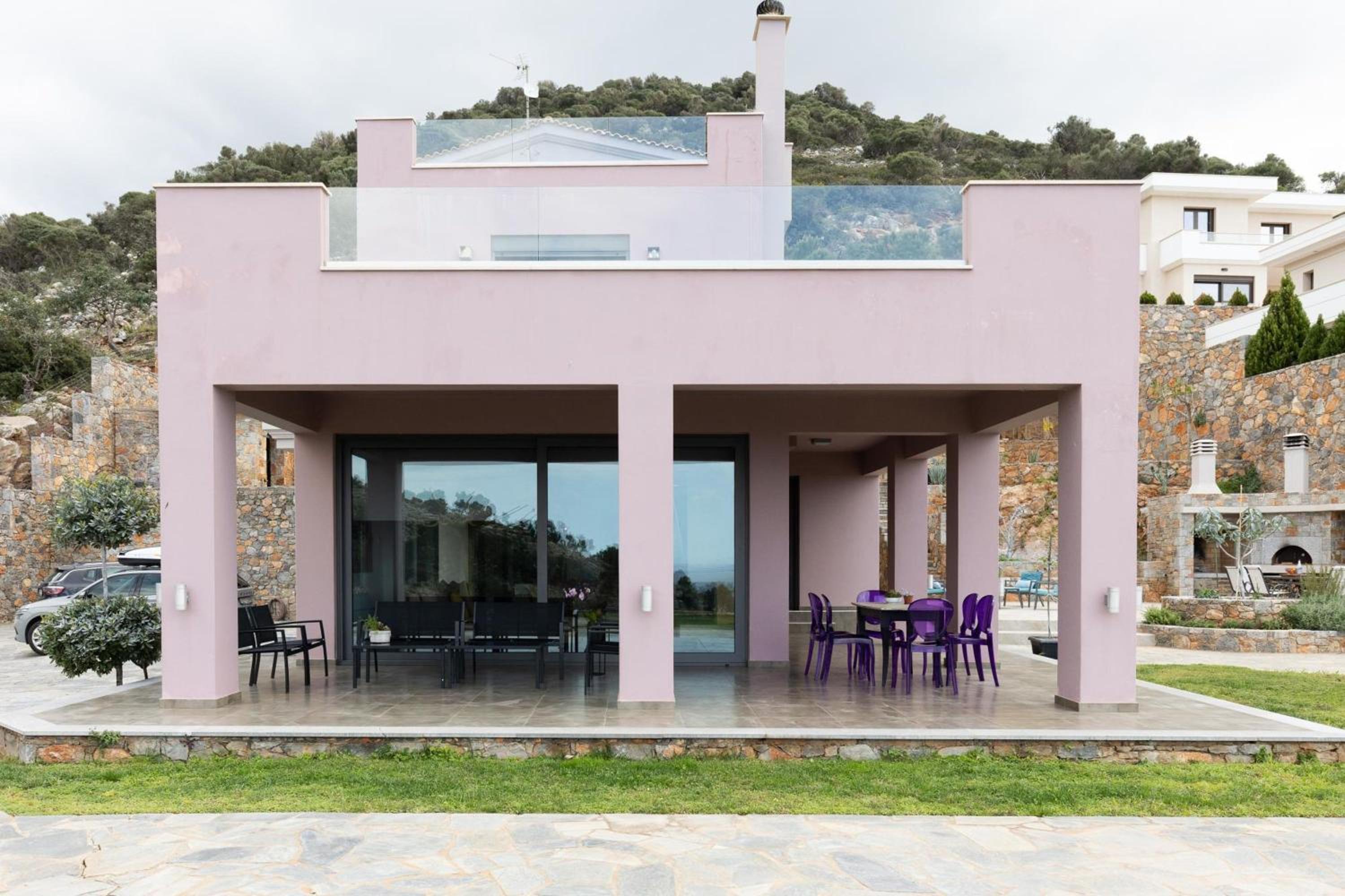 Standard Villa photo 1