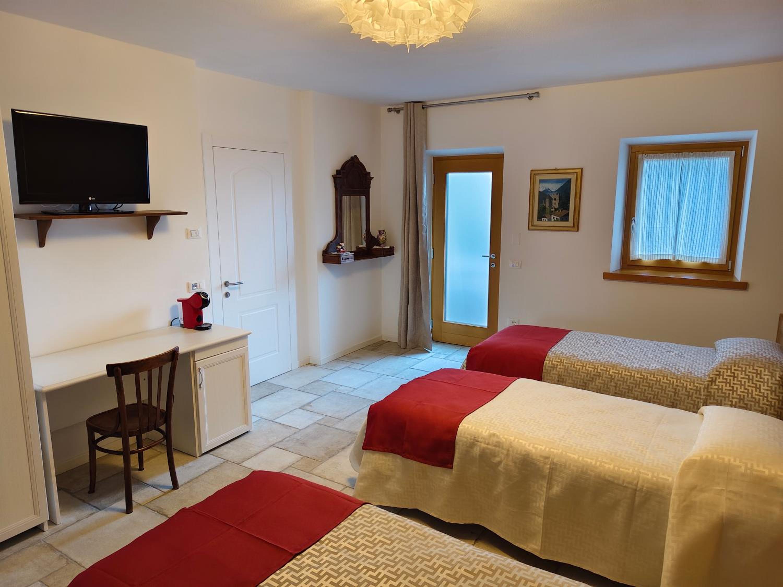 Triple Room photo 3