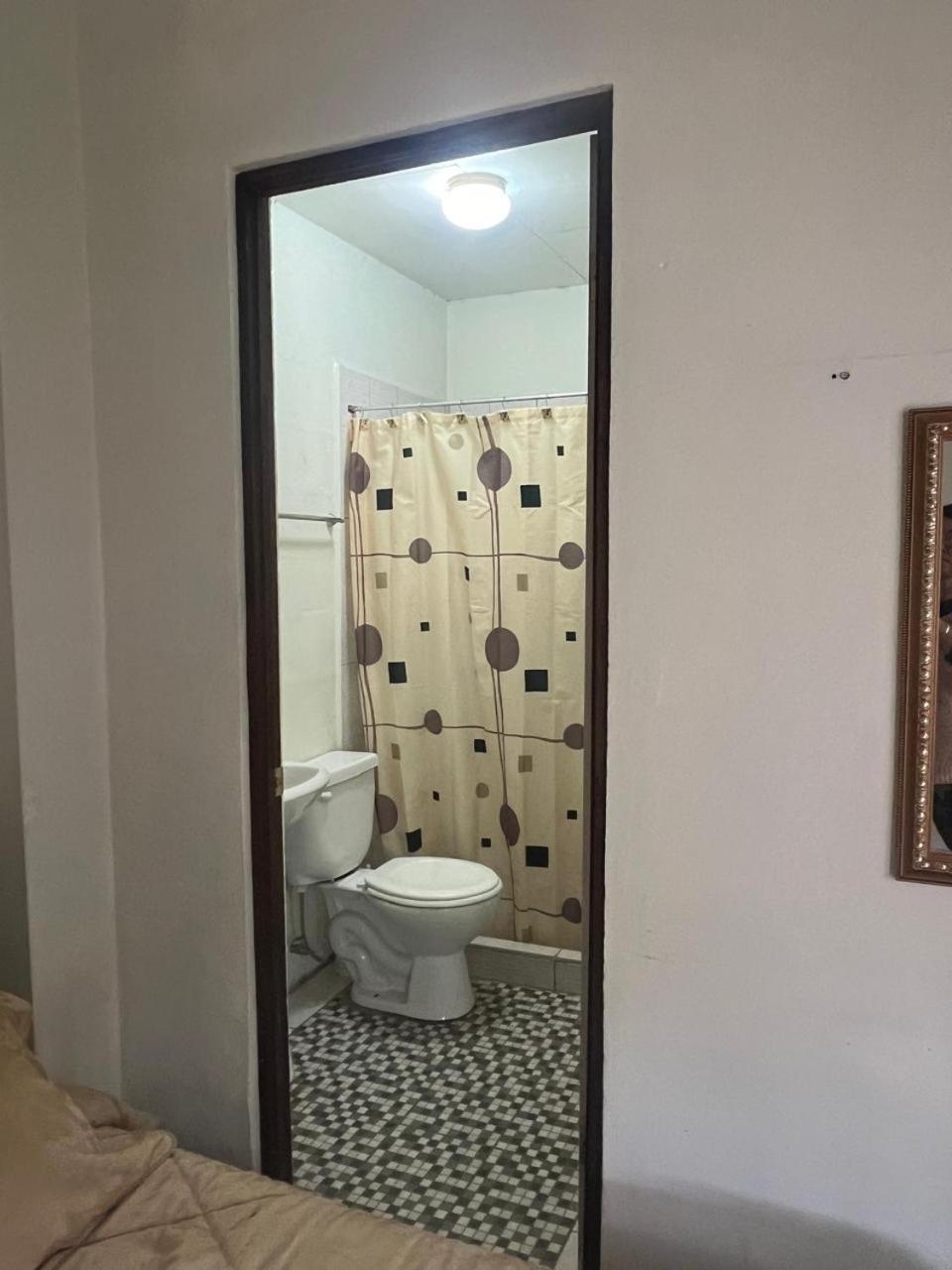 Double Room with Private Bathroom photo 2