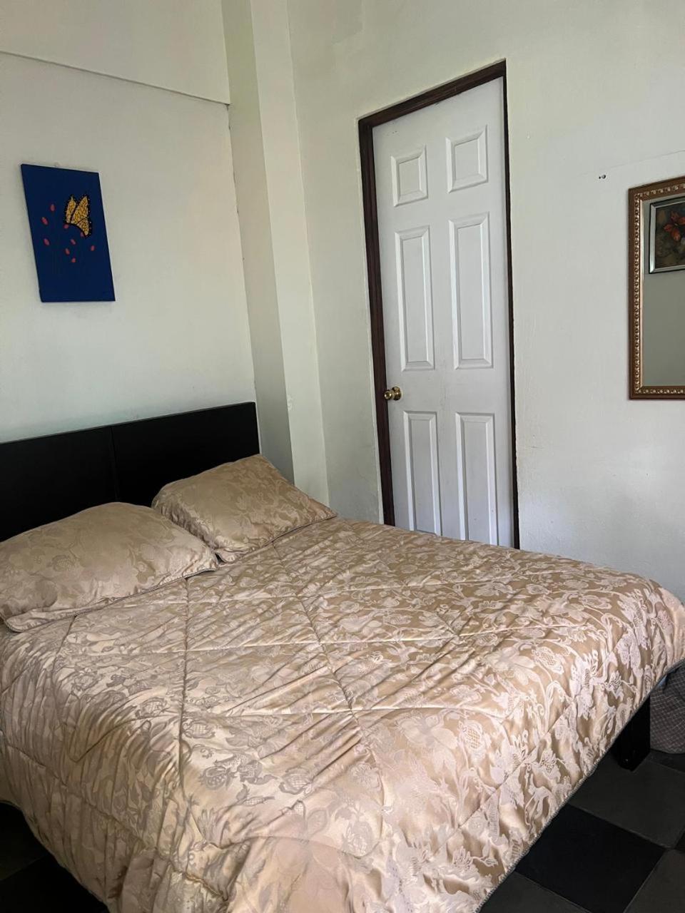 Double Room with Private Bathroom photo 3