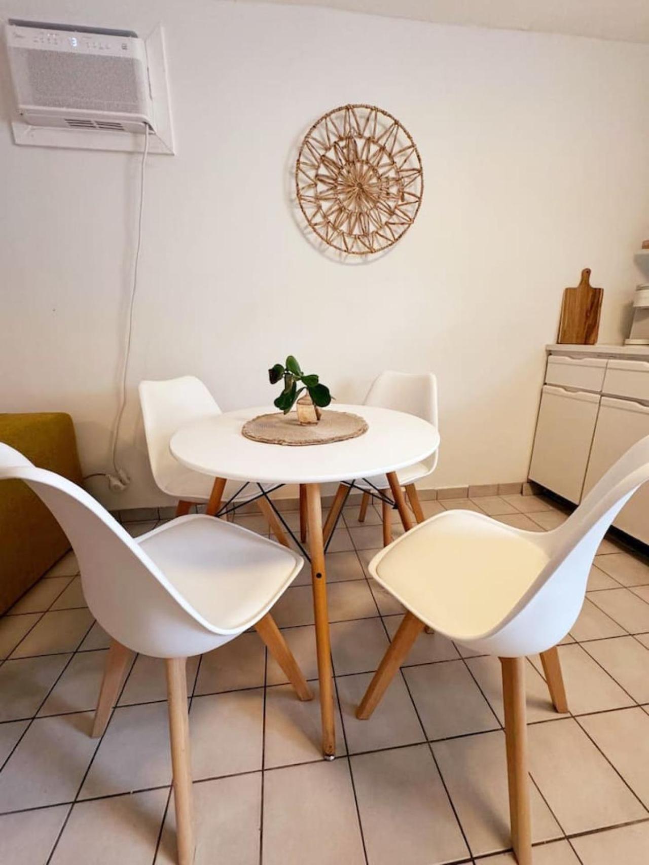 Apartment photo 2