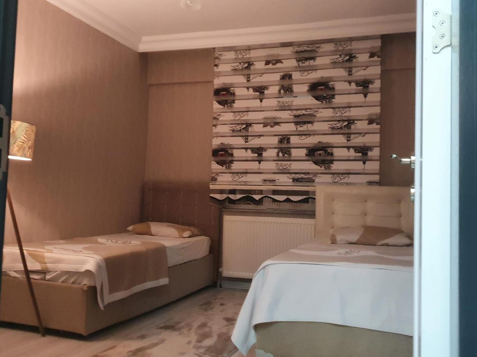 Large Double Room photo 2